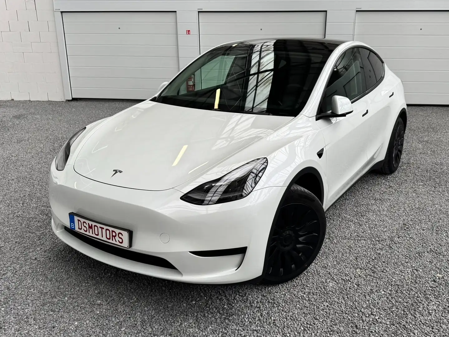 Tesla Model Y RWD | Matzwarte wieldeksels Wit - 1
