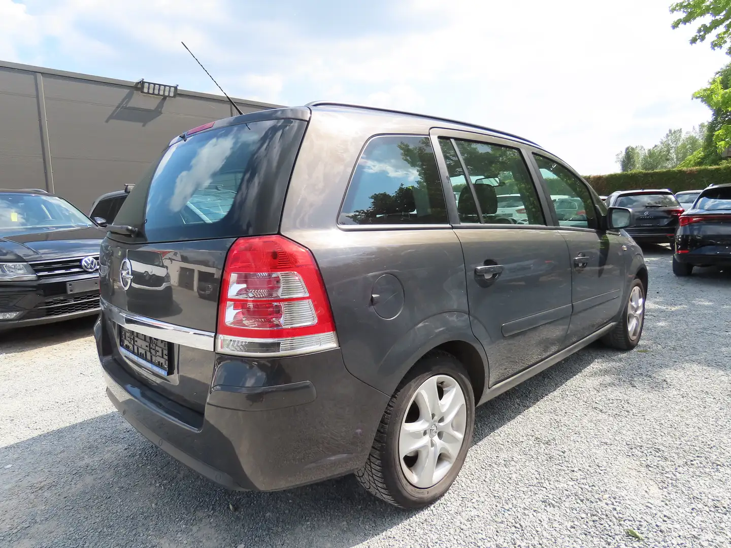 Opel Zafira 1.8i Enjoy Gris - 2