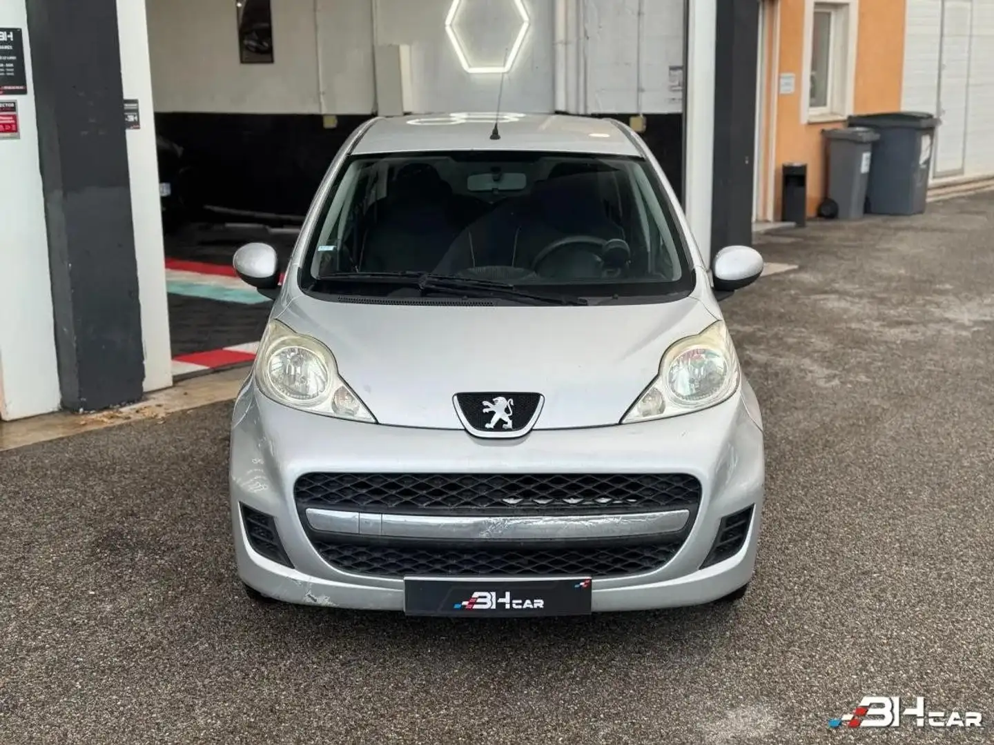 Peugeot 107 1.0 70 ACCESS / CLIMATISATION / 5 PORTES / GARANTIE 12 MOIS Gris - 2