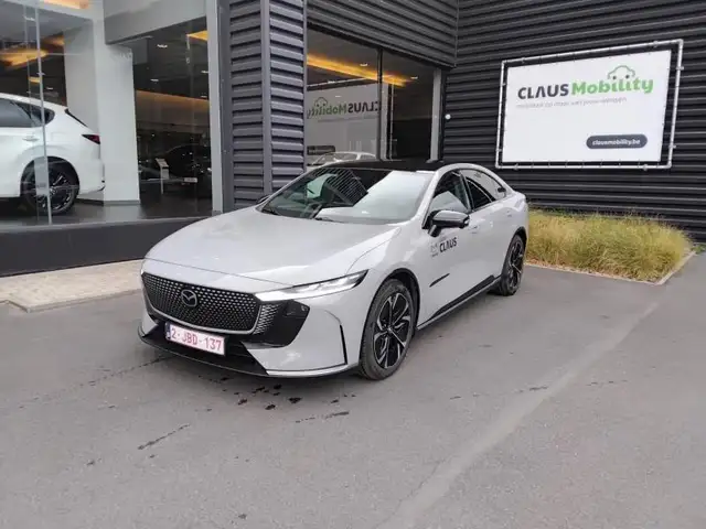 Mazda Mazda6e
