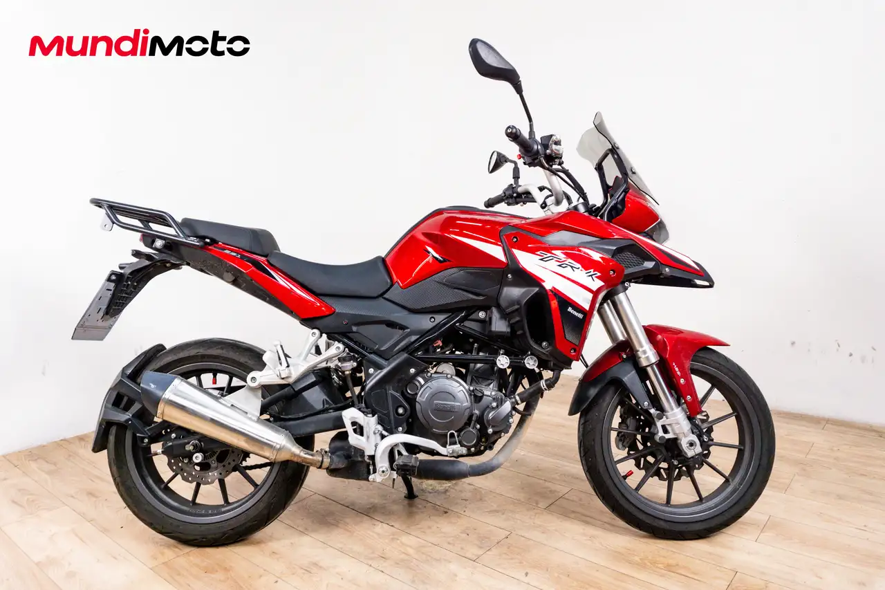 Benelli TRK 251