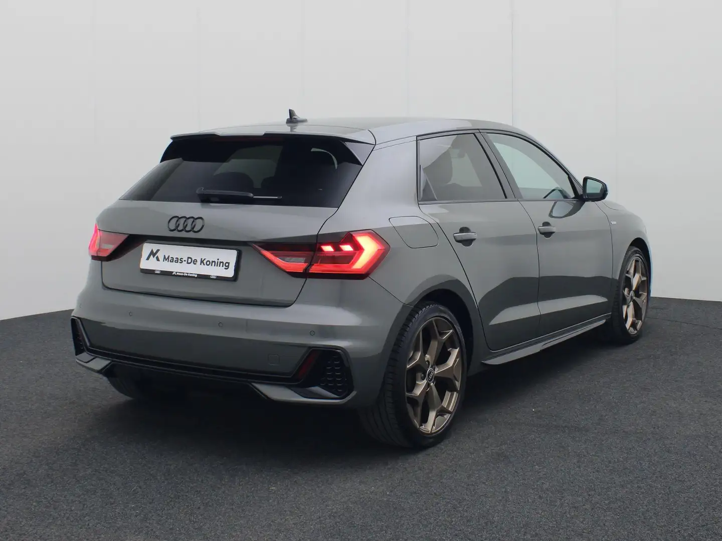 Audi A1 Sportback 25 TFSI/95PK Pro Line S · Apple/Android Gris - 2