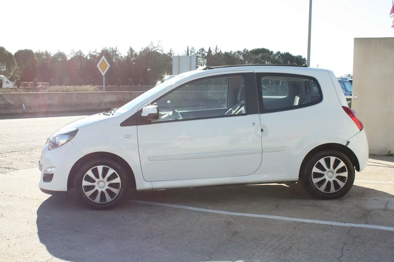 Renault Twingo 1.2 LEV 16V 75CH AUTHENTIQUE ECO² Blanc - 2
