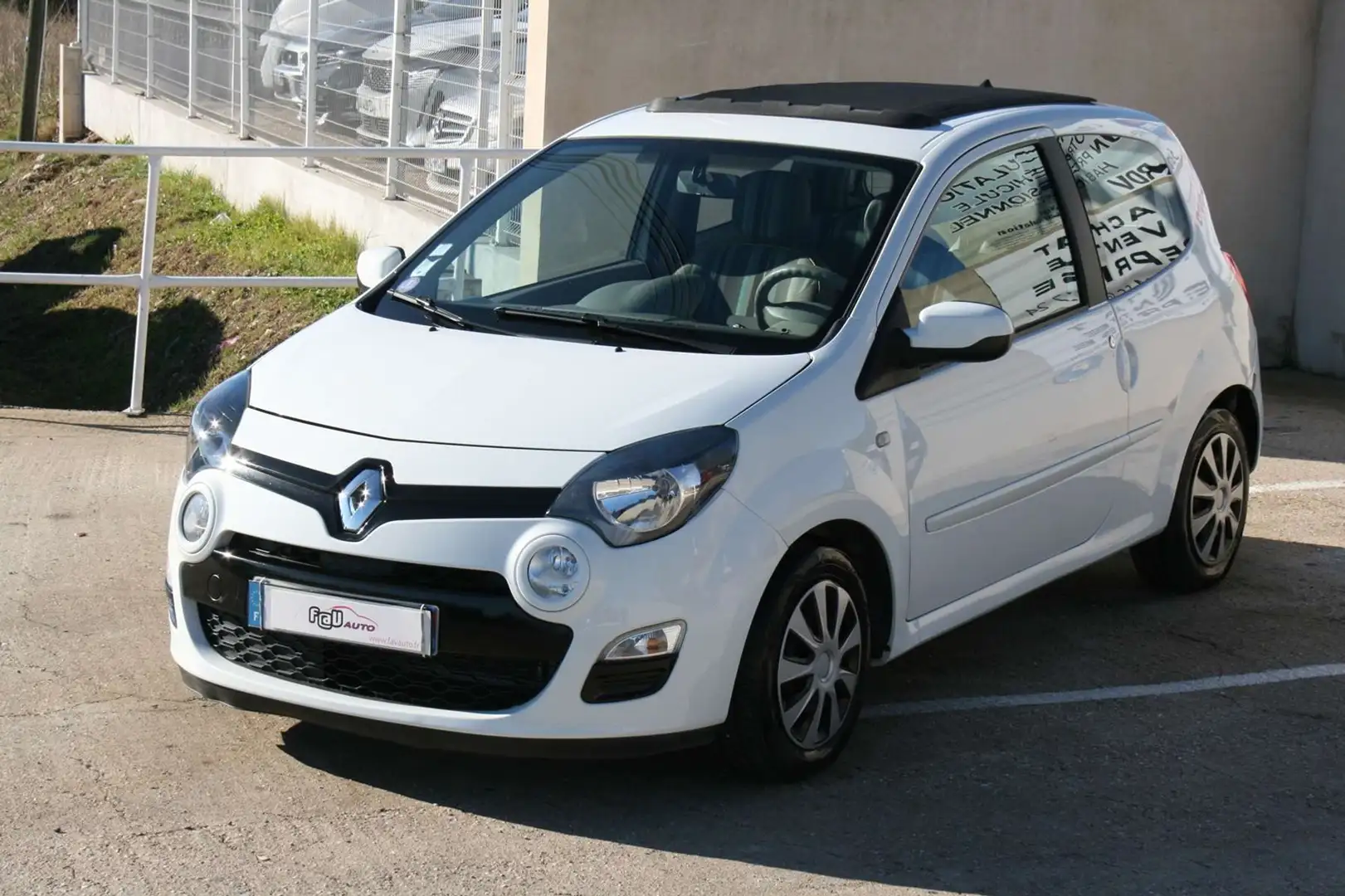 Renault Twingo 1.2 LEV 16V 75CH AUTHENTIQUE ECO² Blanc - 1