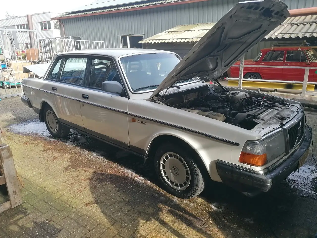 Volvo 240 2.3 GL, foto 2