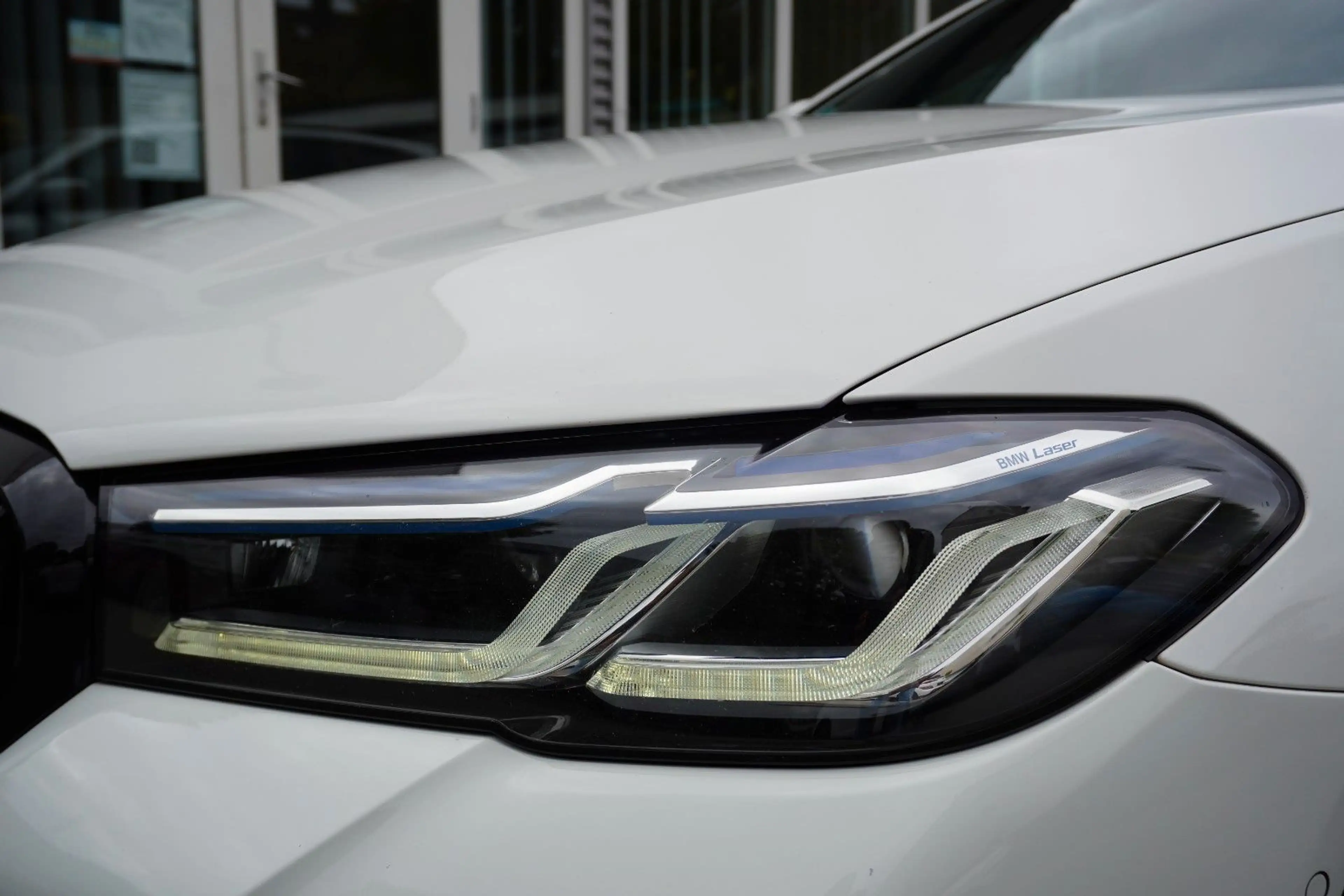 BMW 540 d xDrive Touring M Sport DrAsPr LCP 360 StHzg — photo 7