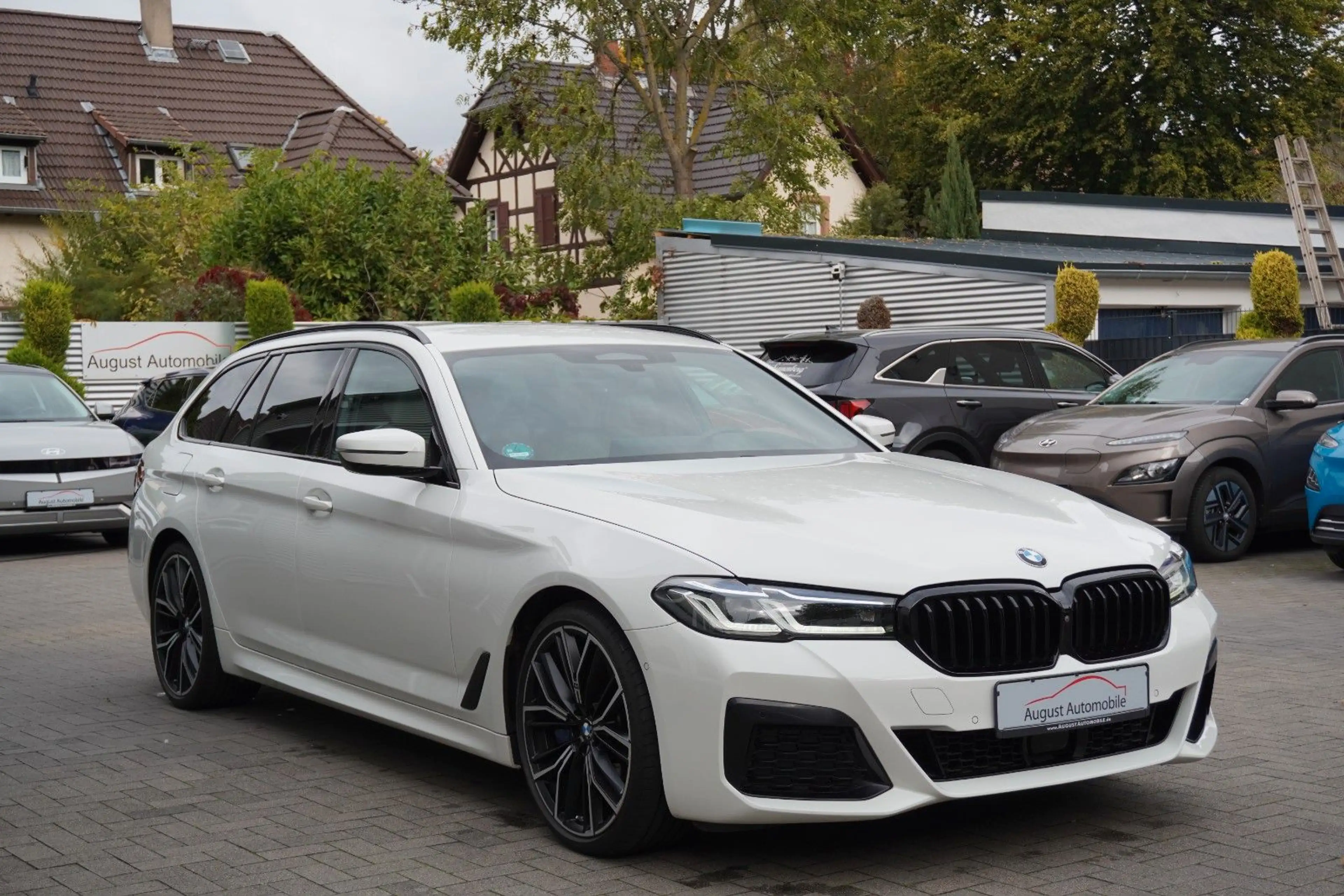 BMW 540 d xDrive Touring M Sport DrAsPr LCP 360 StHzg — photo 8