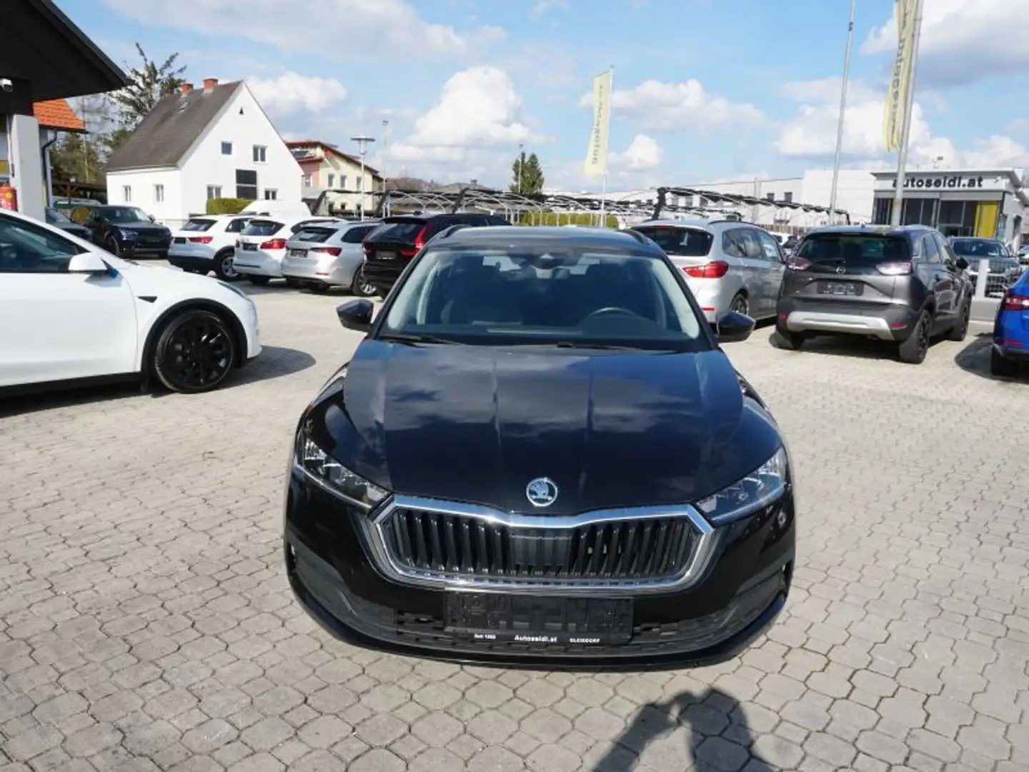 Skoda Octavia Combi 2,0 TDI Ambition DSG *2022er+LED* Schwarz - 2