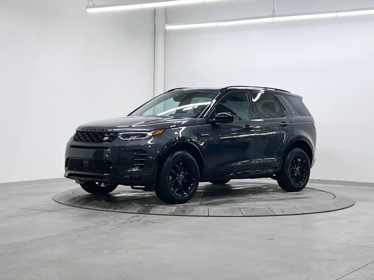 2025 Land Rover Discovery Sport