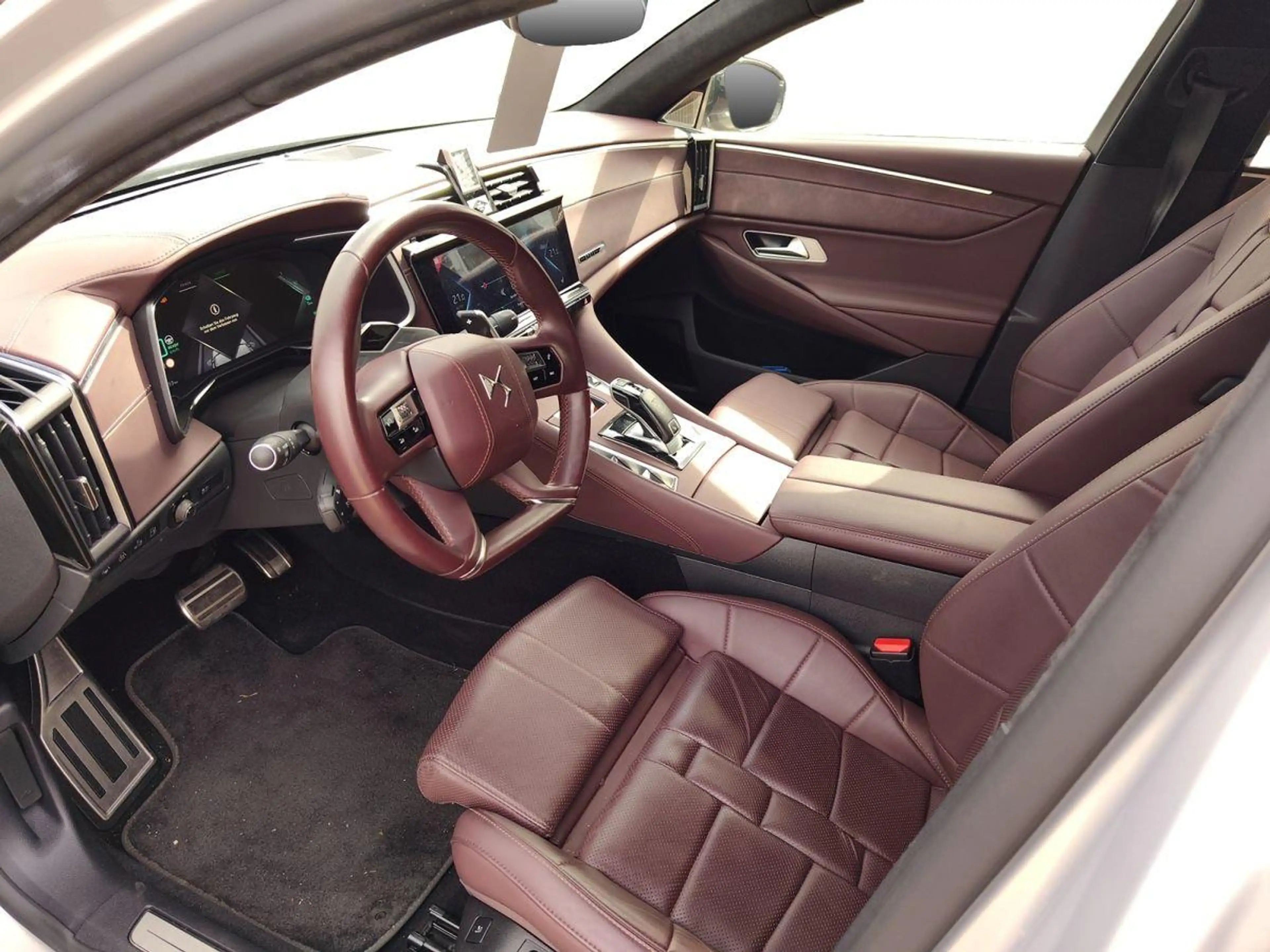 DS Automobiles DS 9 E-Tense 225 Rivoli + *LEDER*SCHIEBEDACH*FOCAL-SOUN — photo 6