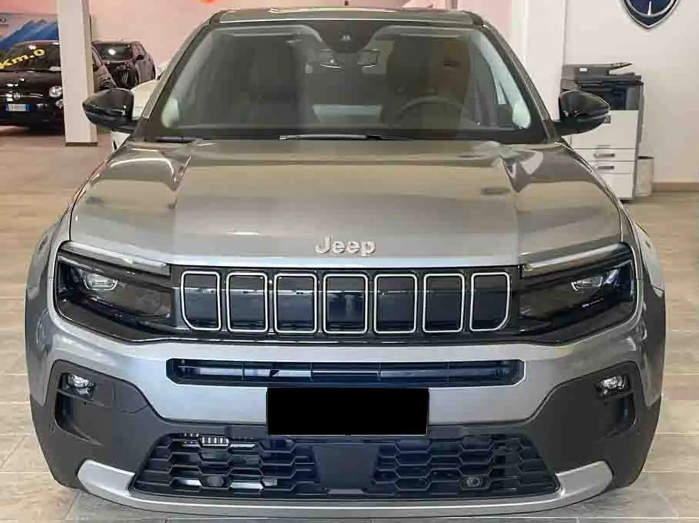 Jeep Avenger 1.2 turbo Summit fwd 100cv Grijs - 2