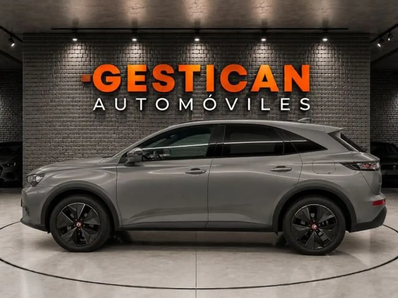 DS Automobiles DS 7 Crossback 2024