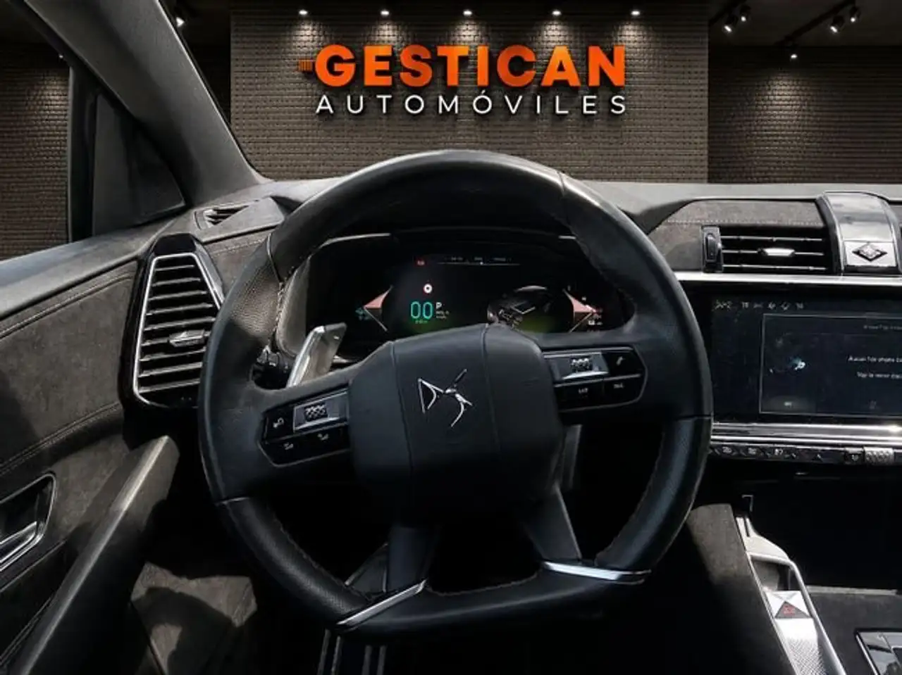DS Automobiles DS 7 Crossback 2024