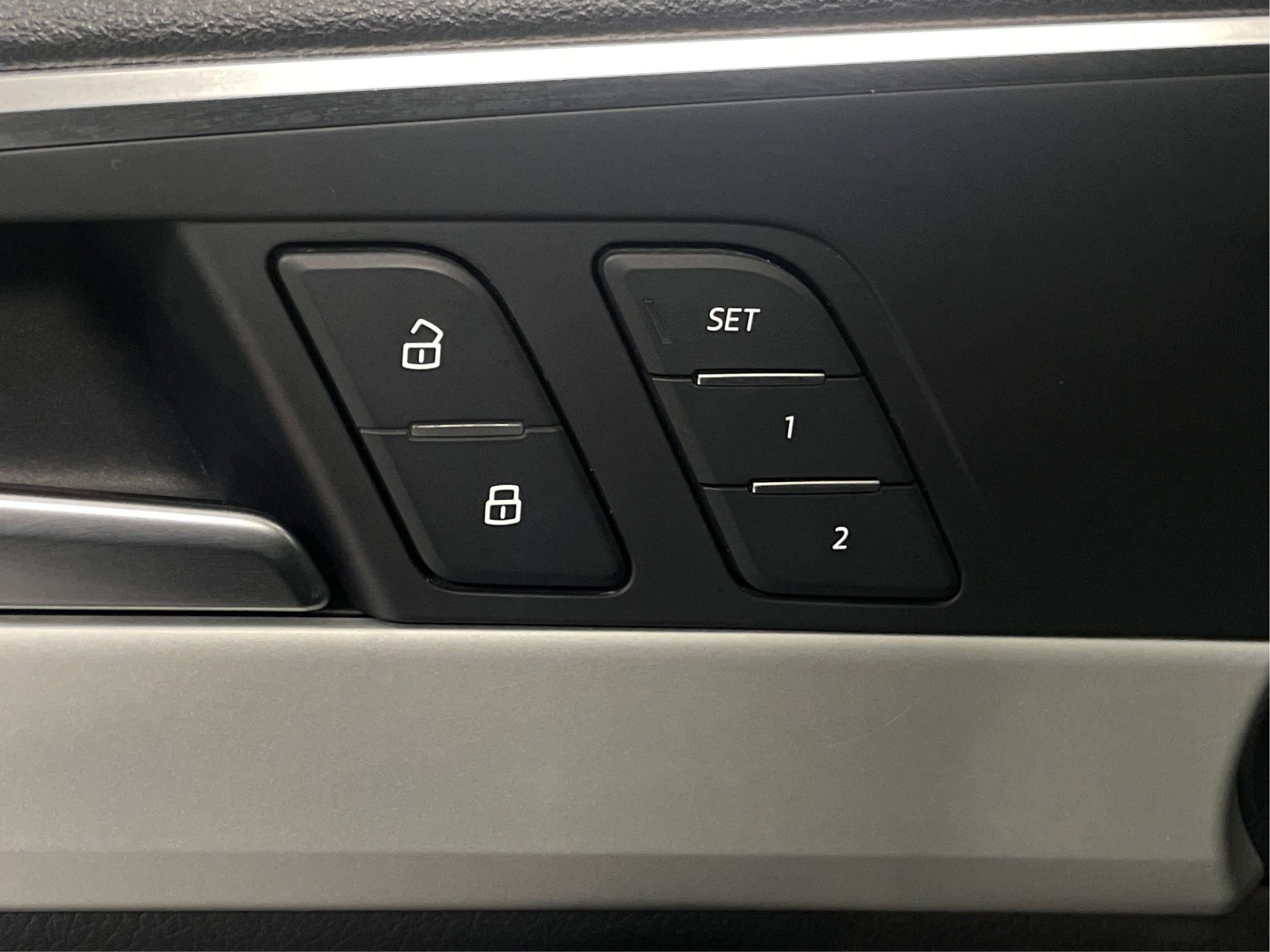 2019 Audi A5 Komfort AWD Mags Cuir Toit Ouvrant GPS Sièges Chau thumb 24
