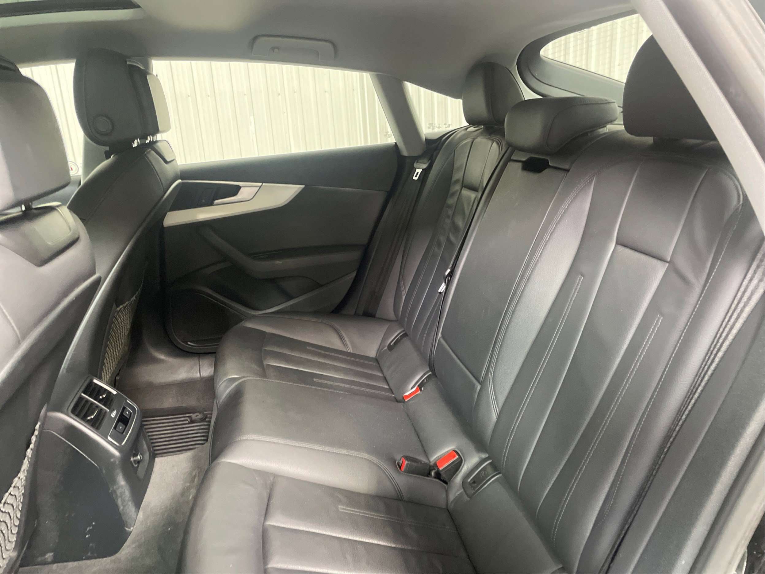 2019 Audi A5 Komfort AWD Mags Cuir Toit Ouvrant GPS Sièges Chau thumb 18