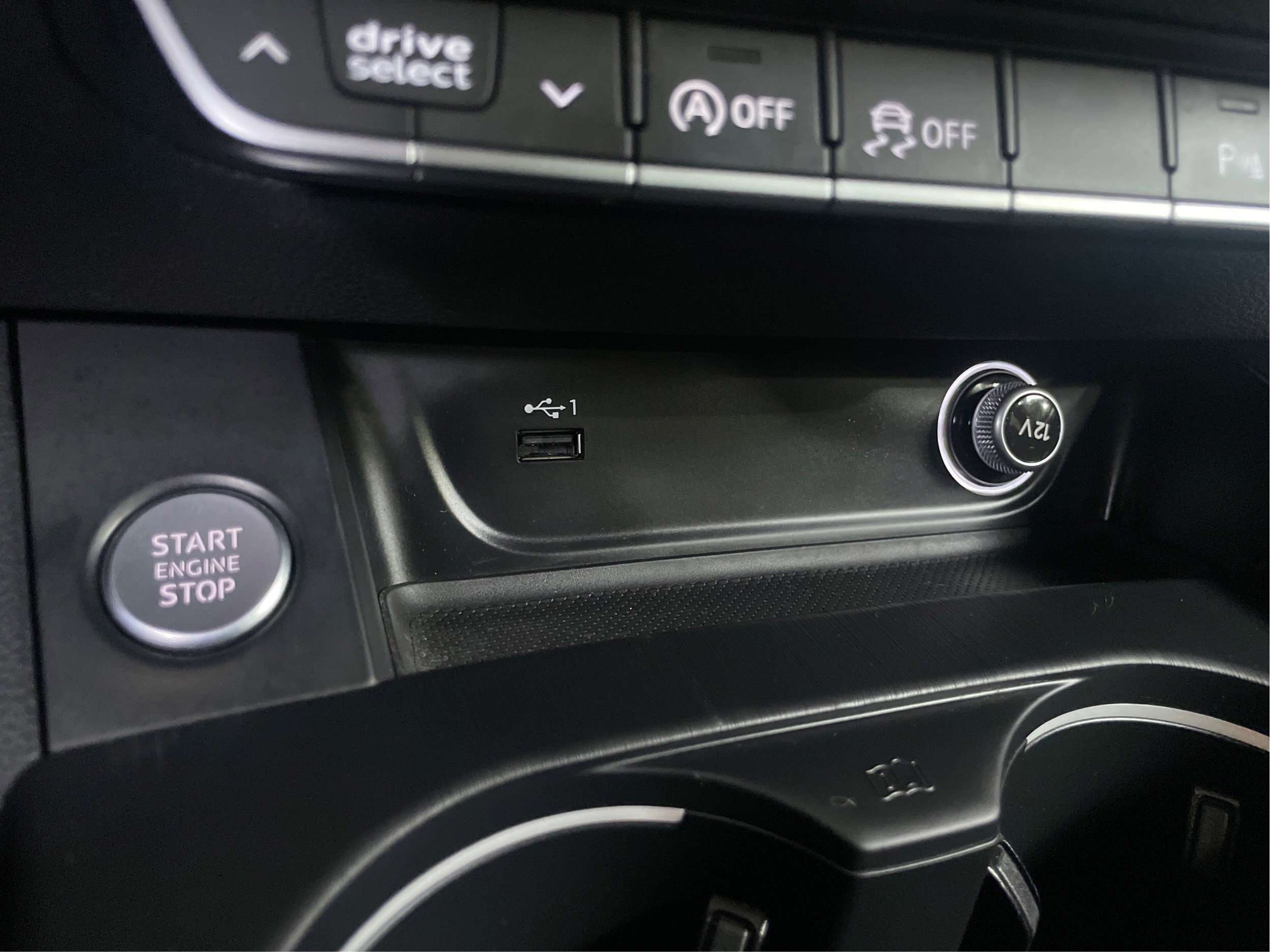 2019 Audi A5 Komfort AWD Mags Cuir Toit Ouvrant GPS Sièges Chau thumb 31