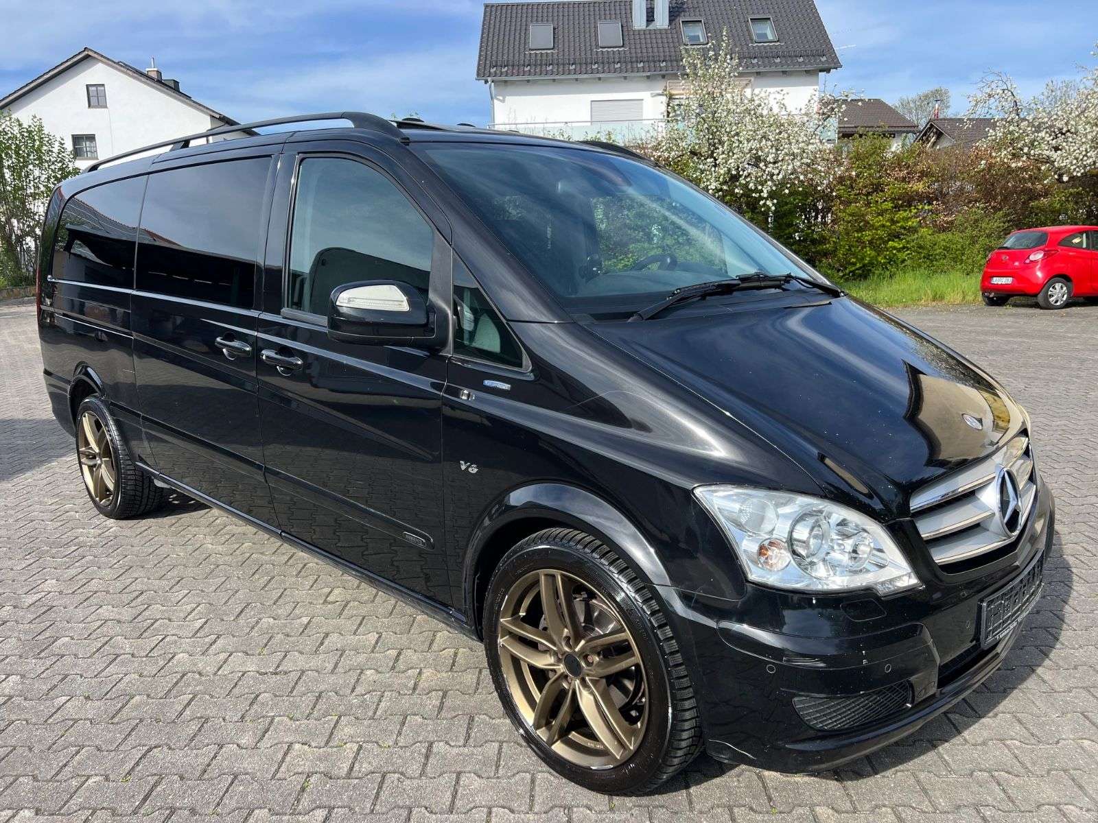 Second hand Mercedes Benz Viano 3.0