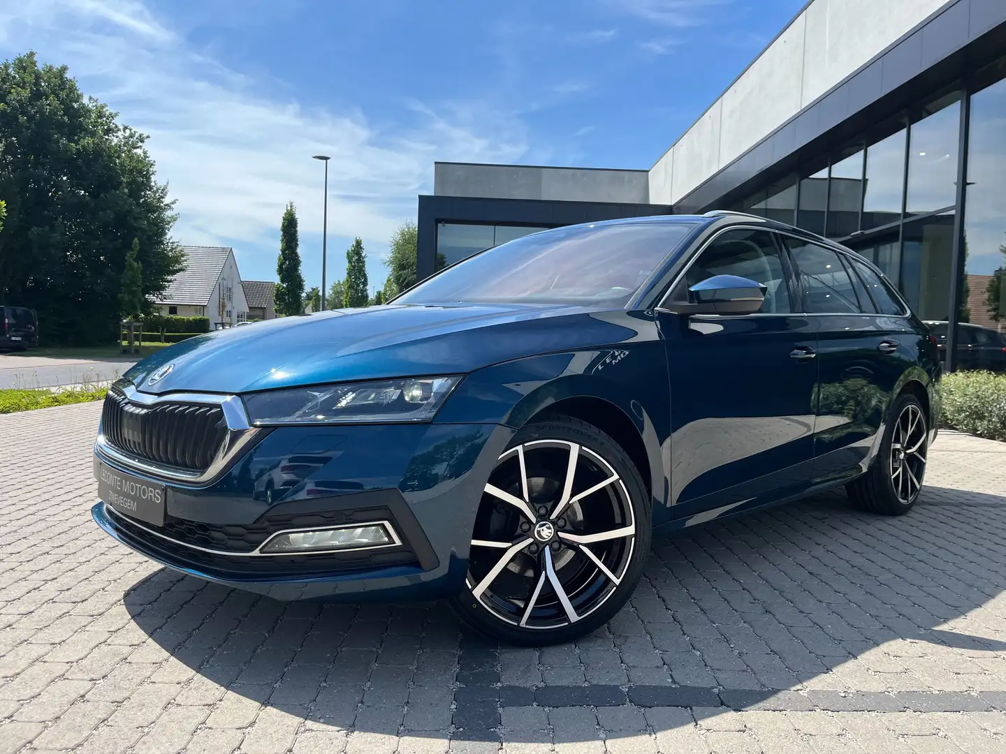 Skoda Octavia Octavia Combi 1.0 TSI e-TEC DSG LED/Camera/ACC/... Blauw - 2