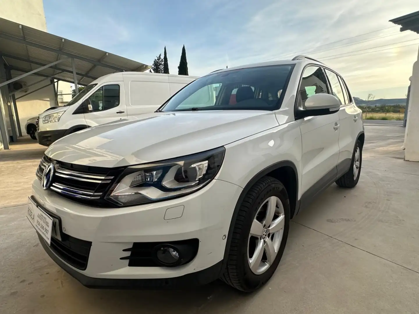Volkswagen Tiguan 2.0TDI BMT Cross 4x2 110 Blanco - 1