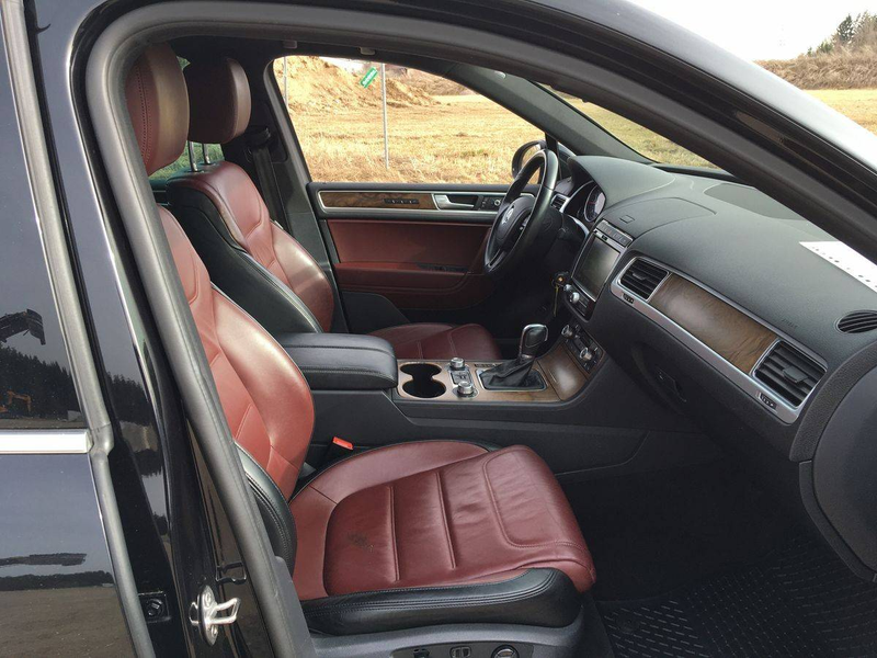 Volkswagen Touareg 3.0 TDI BlueMotion Exclusive Terrain Tech — photo 9