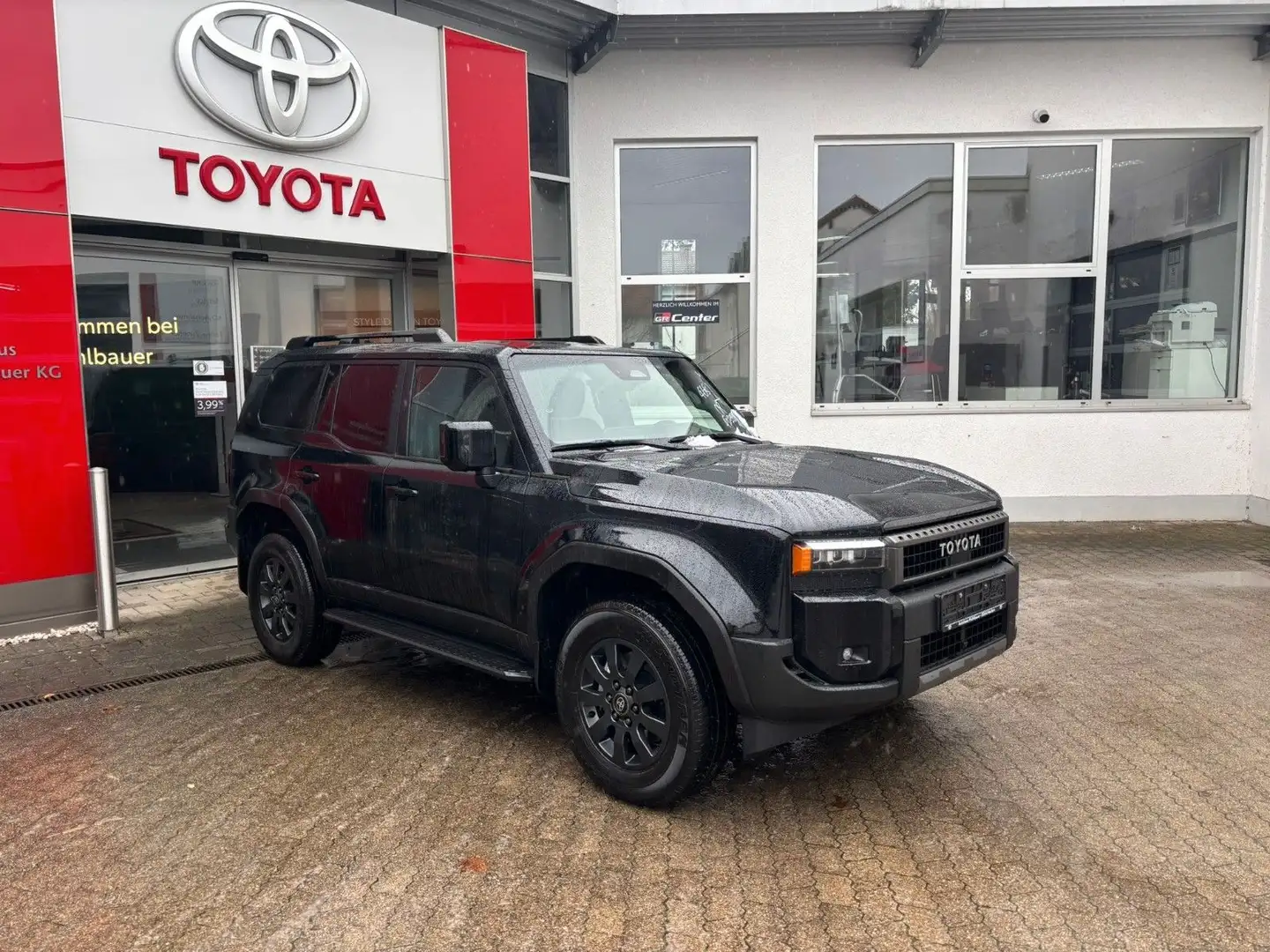 Toyota Land Cruiser 2.8 D-4D 4WD Executive Automatik - 2