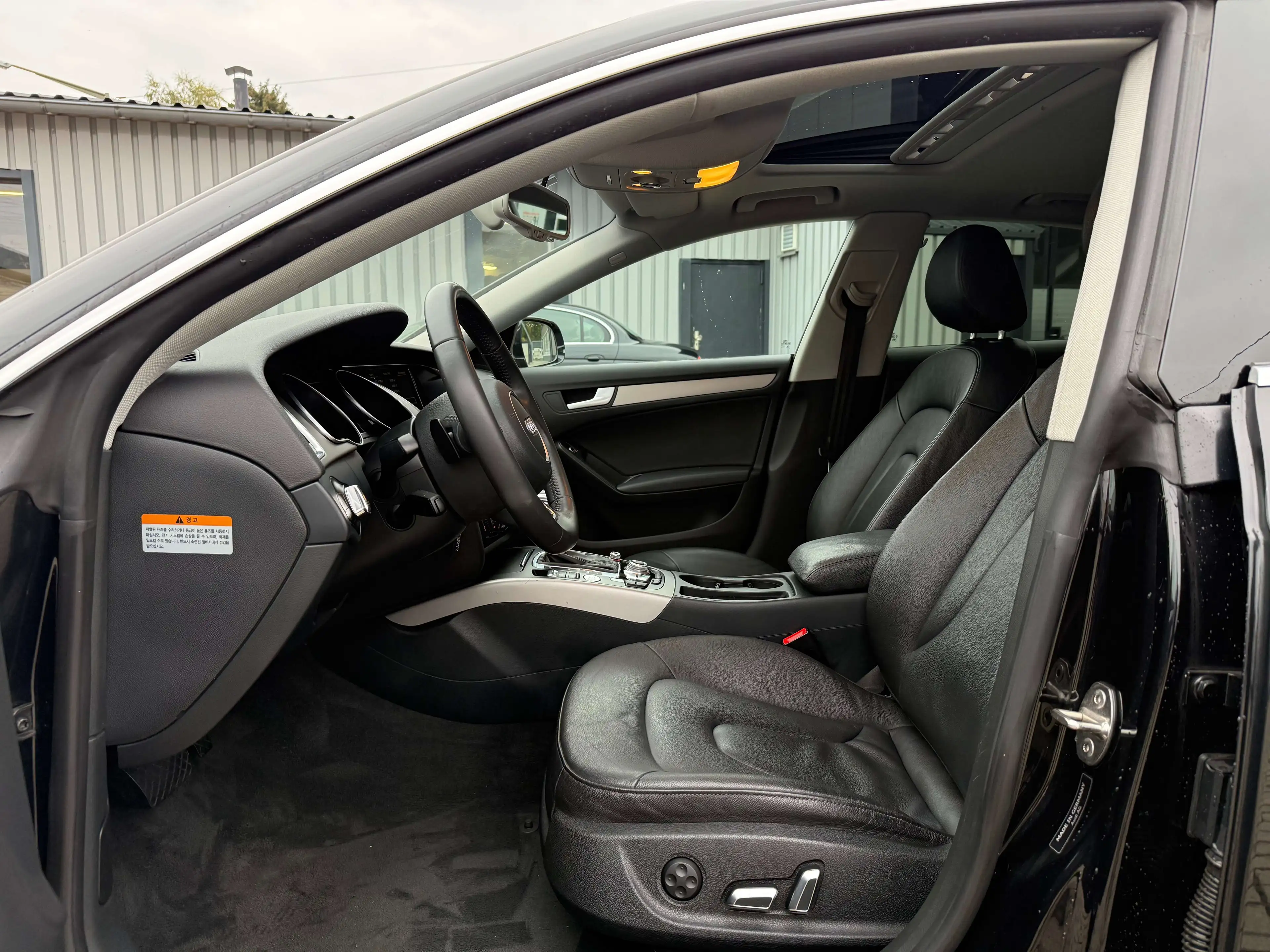Audi A5 2.0 TDI quattro Sportback S-tronic — photo 11
