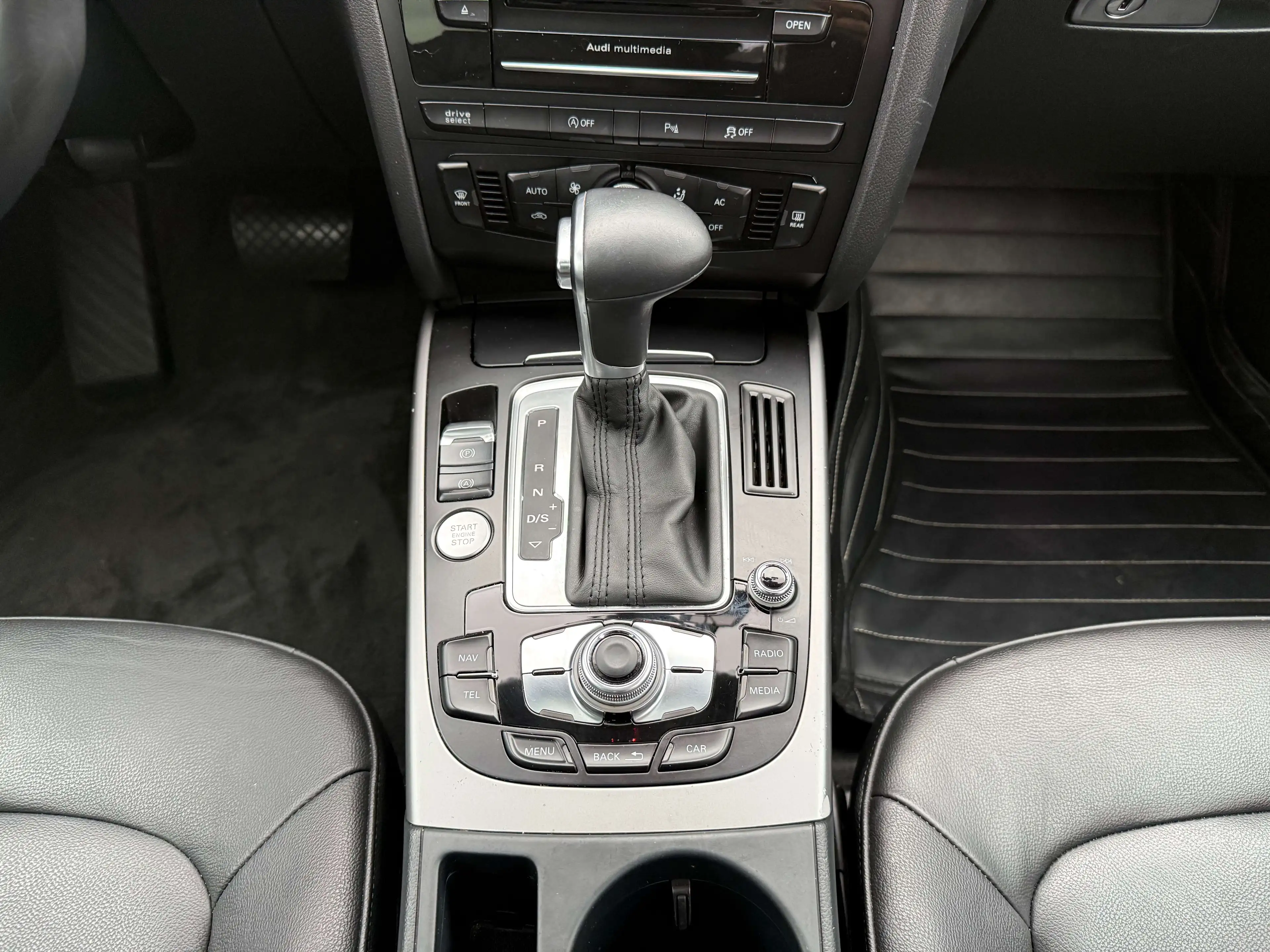 Audi A5 2.0 TDI quattro Sportback S-tronic — photo 17