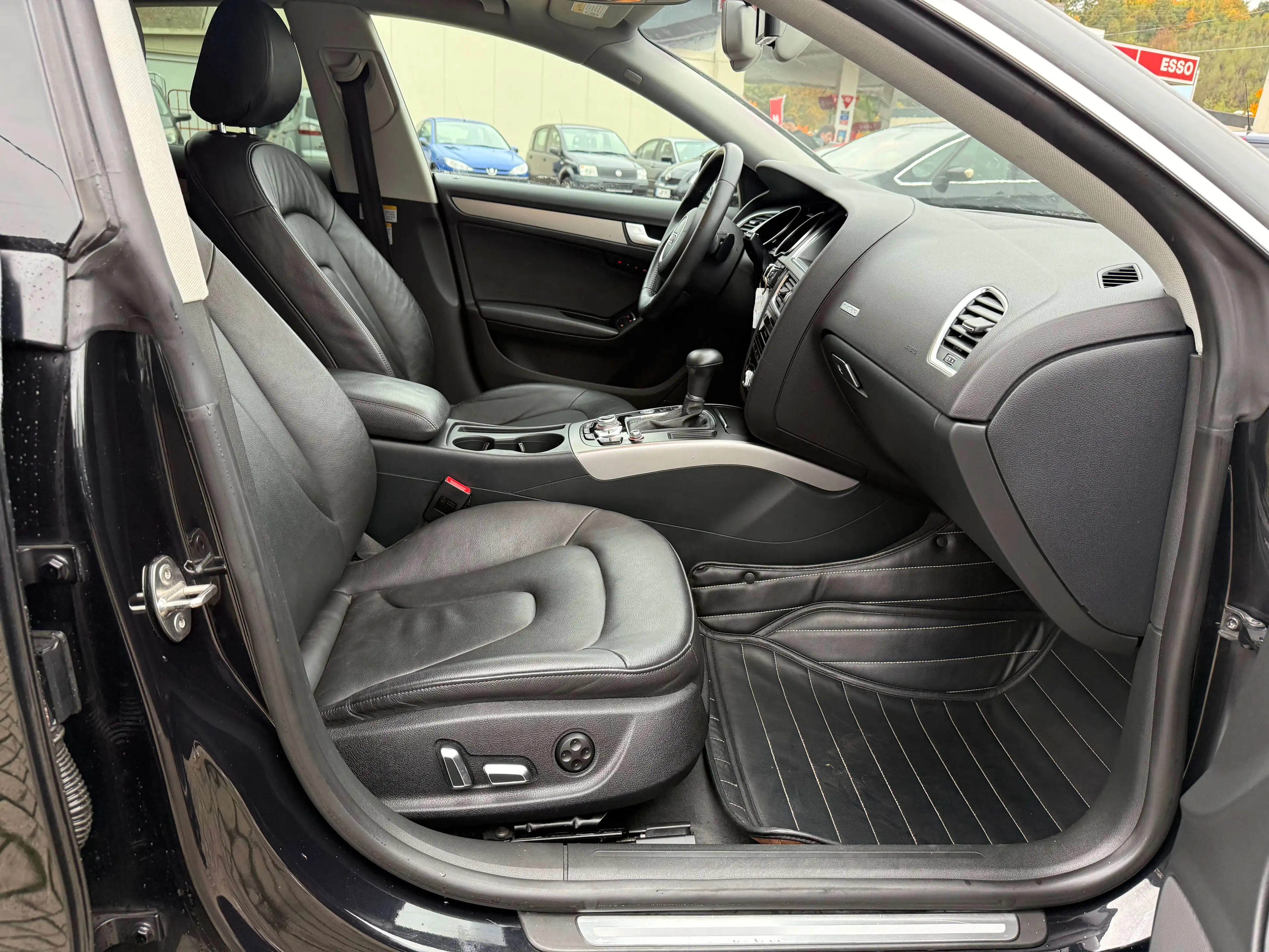 Audi A5 2.0 TDI quattro Sportback S-tronic — photo 13