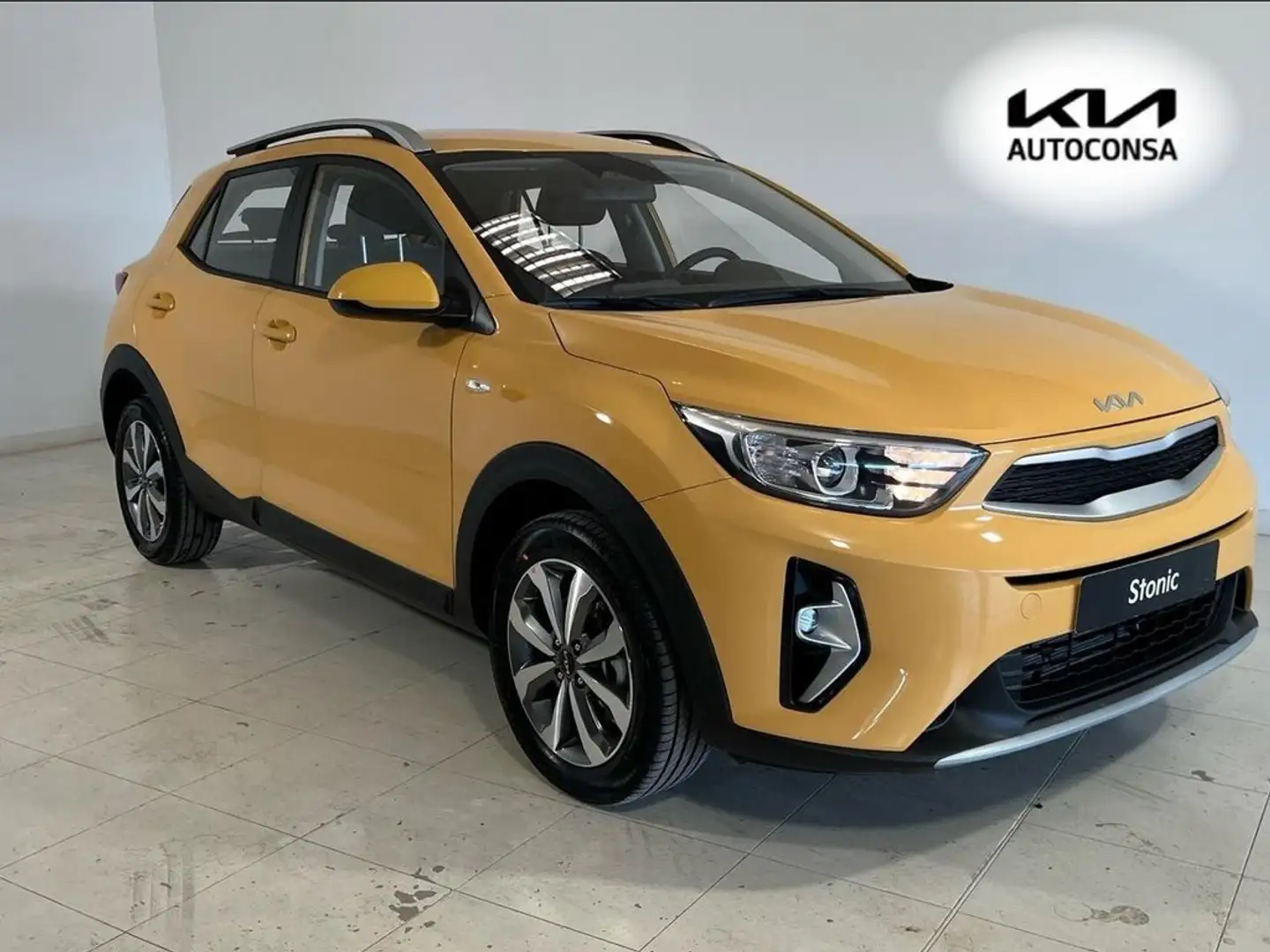 Kia Stonic 1.0 T-GDi 74kW (100CV) MHEV MT Concept Negro - 1