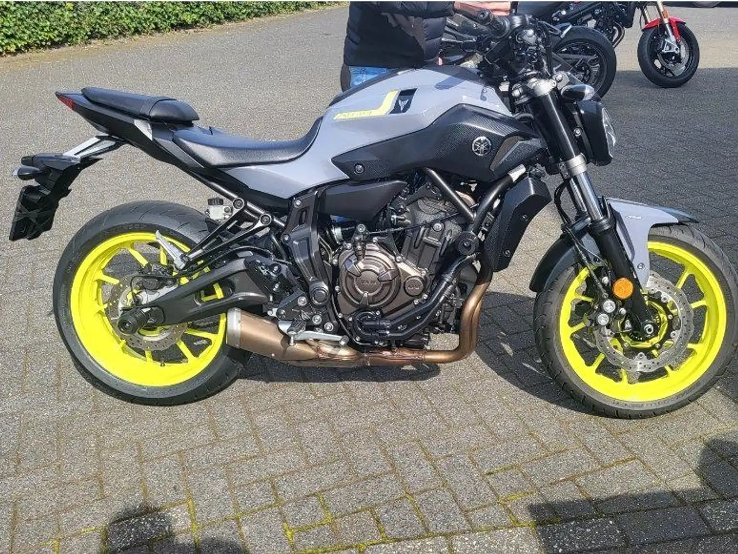 Yamaha MT-07 mt07 Gris - 1