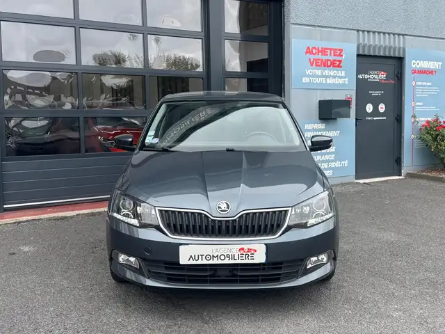 Skoda Fabia view 3