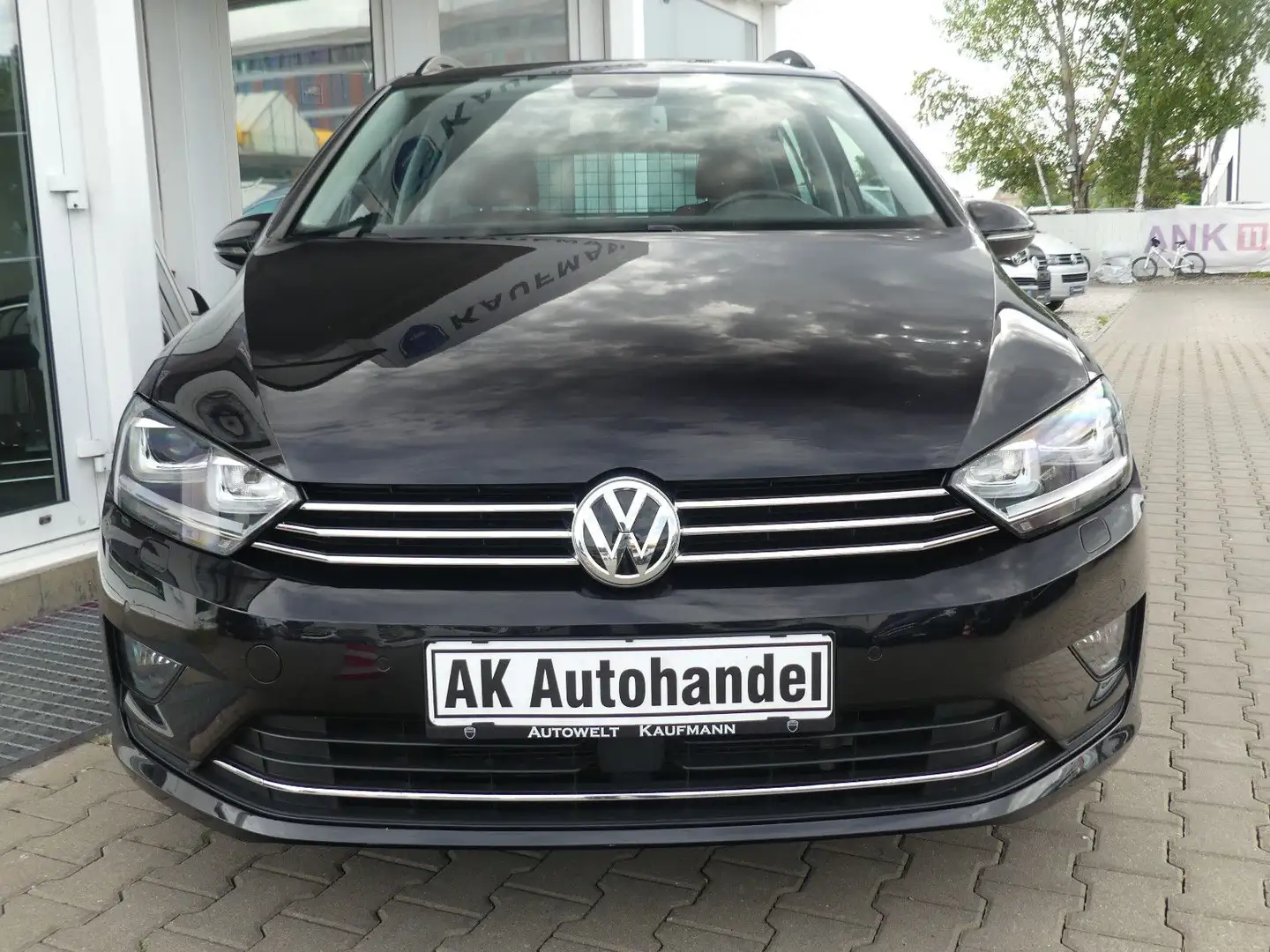 Volkswagen Golf Sportsvan VII Aut. Highline ACC AHK Leder Schwarz - 2