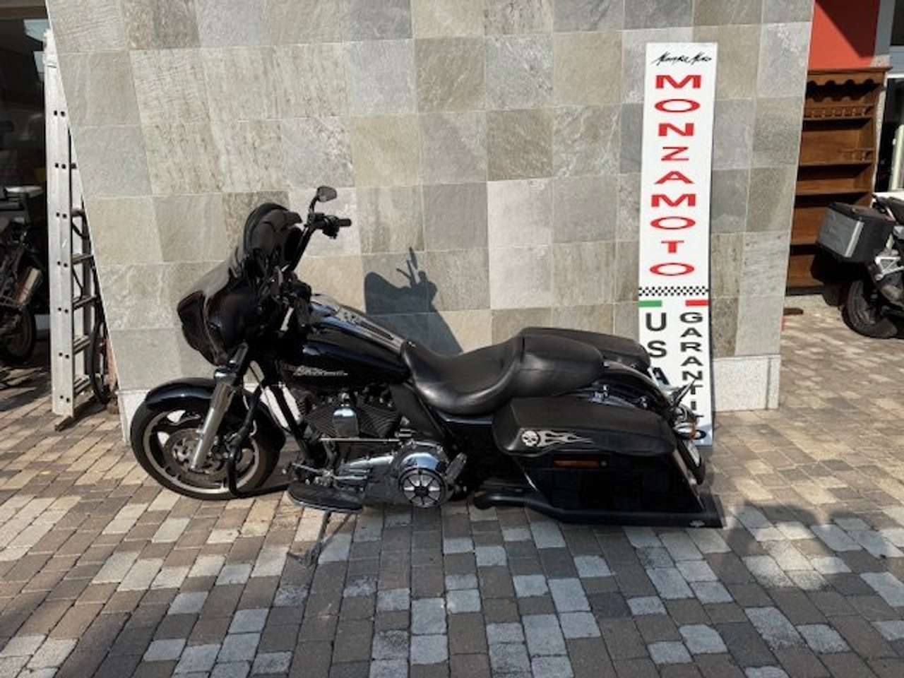 Harley-Davidson Street Glide FLHX