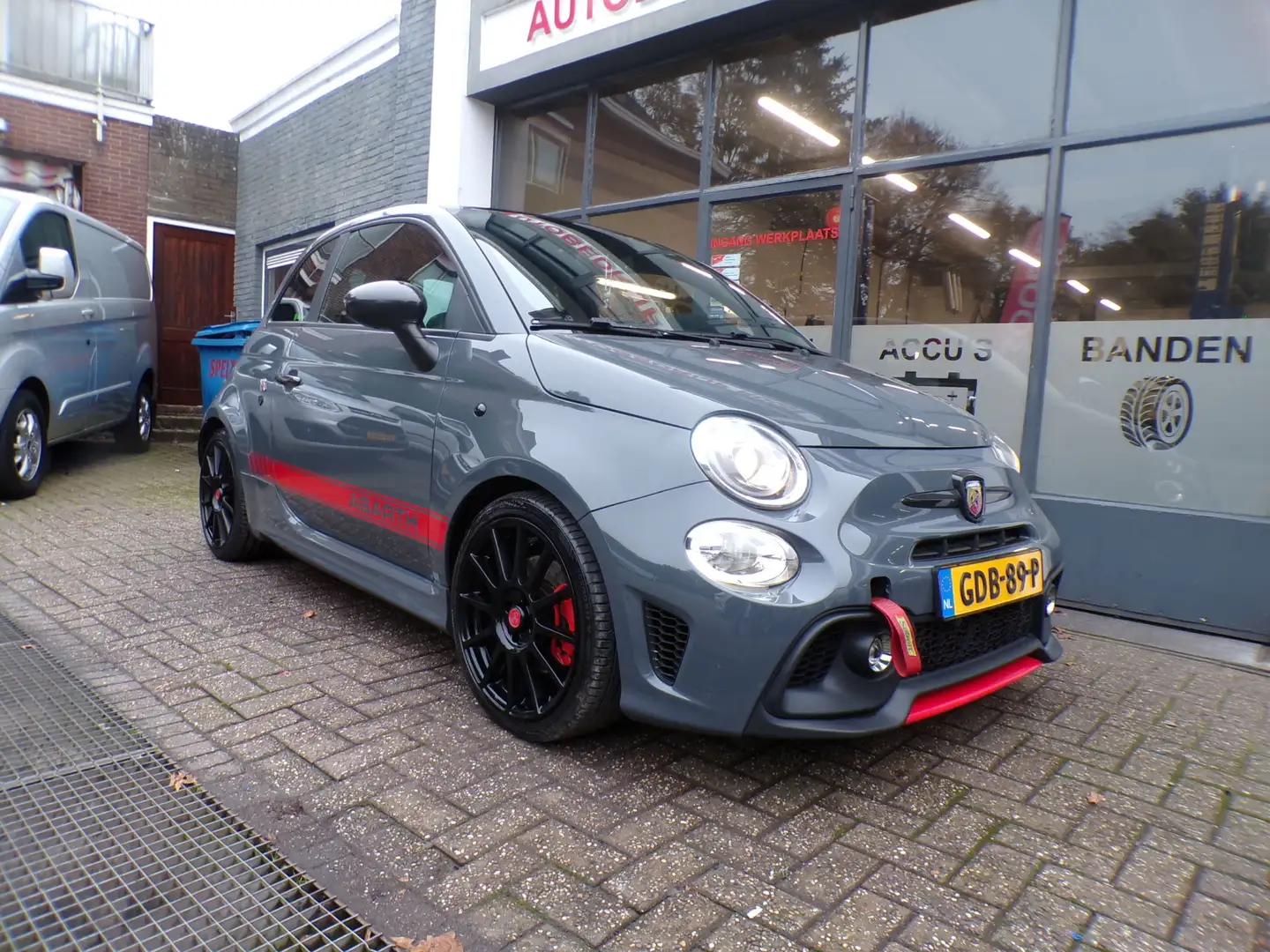 Fiat 500 Abarth 1.4 T-Jet XSR Yamaha UNIEKE AUTO! ""ZONDAG OPEN"" Gris - 2