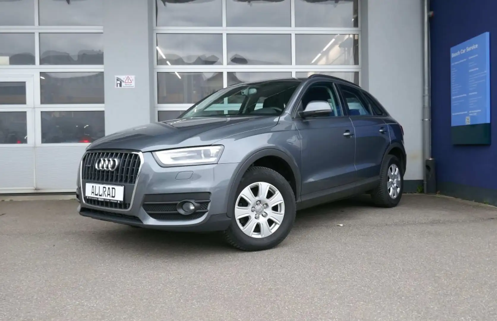 Audi Q3 2.0 TDI quattro  XENON SITZHZ EINPARKHILFE Grau - 1