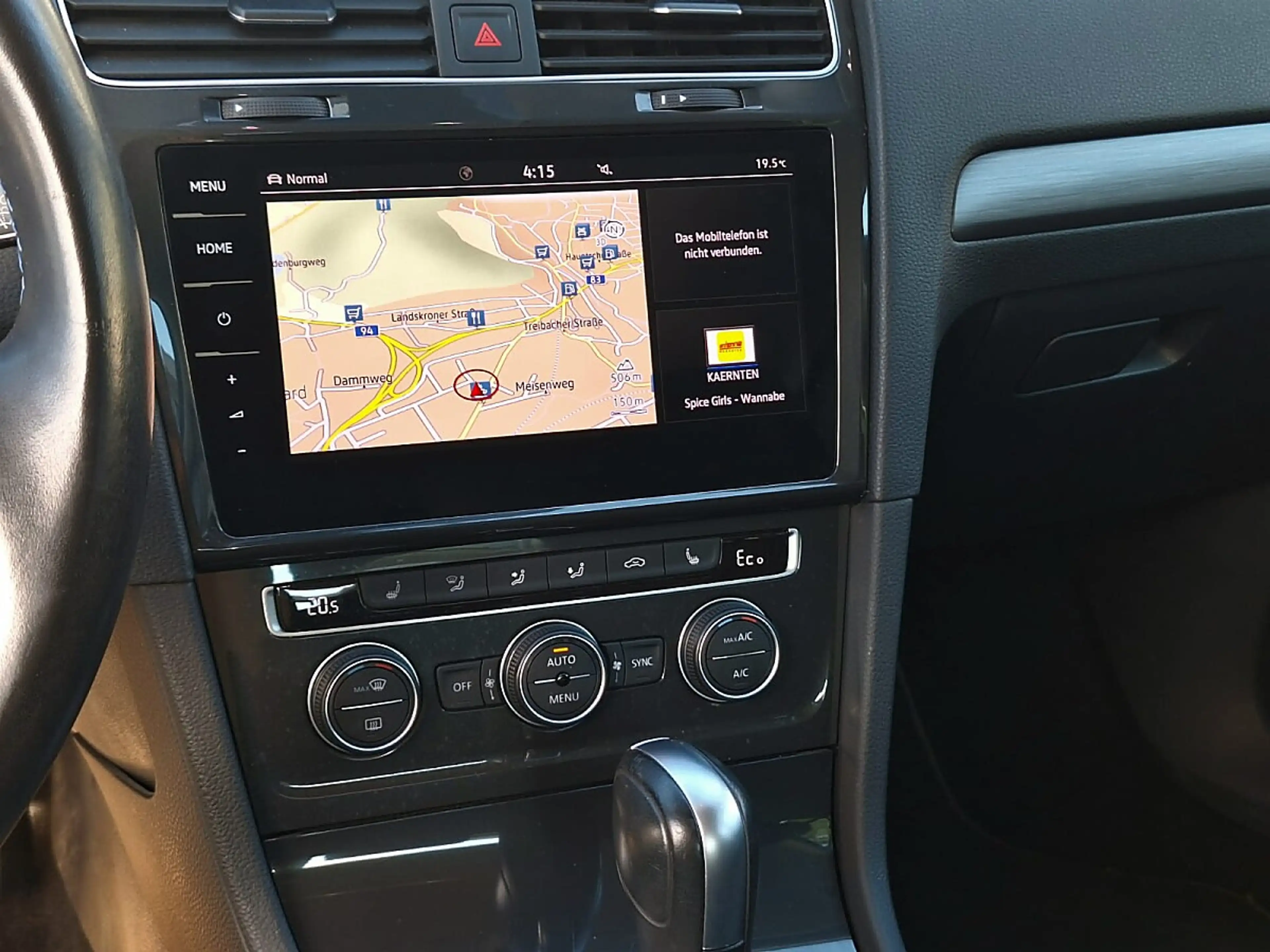 Volkswagen e-Golf E-Golf — photo 12