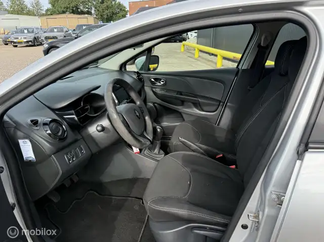 Renault Clio view 10