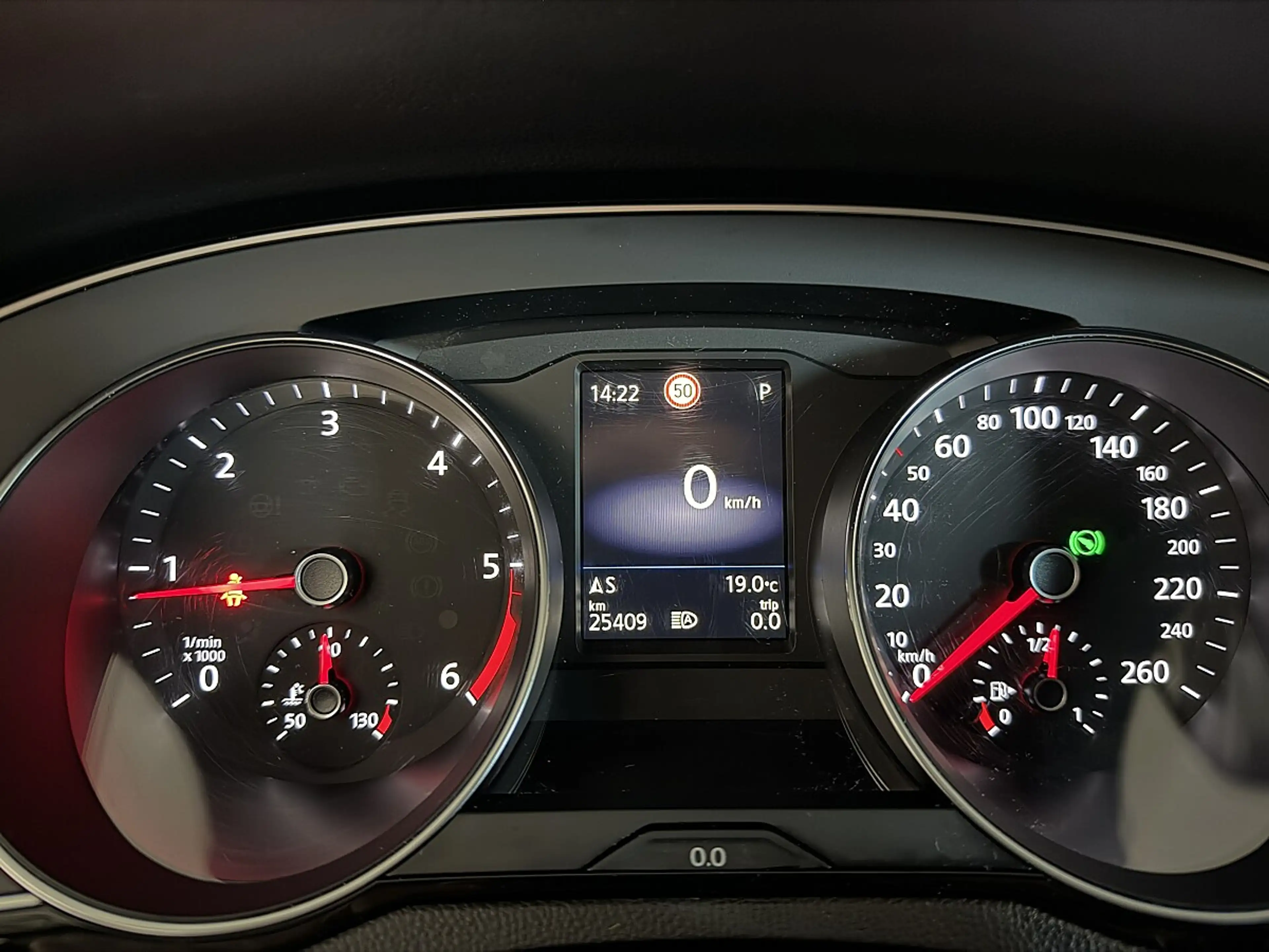 Volkswagen Passat Variant 2,0TDI DSG *Matrix LED*NAVI*ACC*Sitzheizung*Get... — photo 6