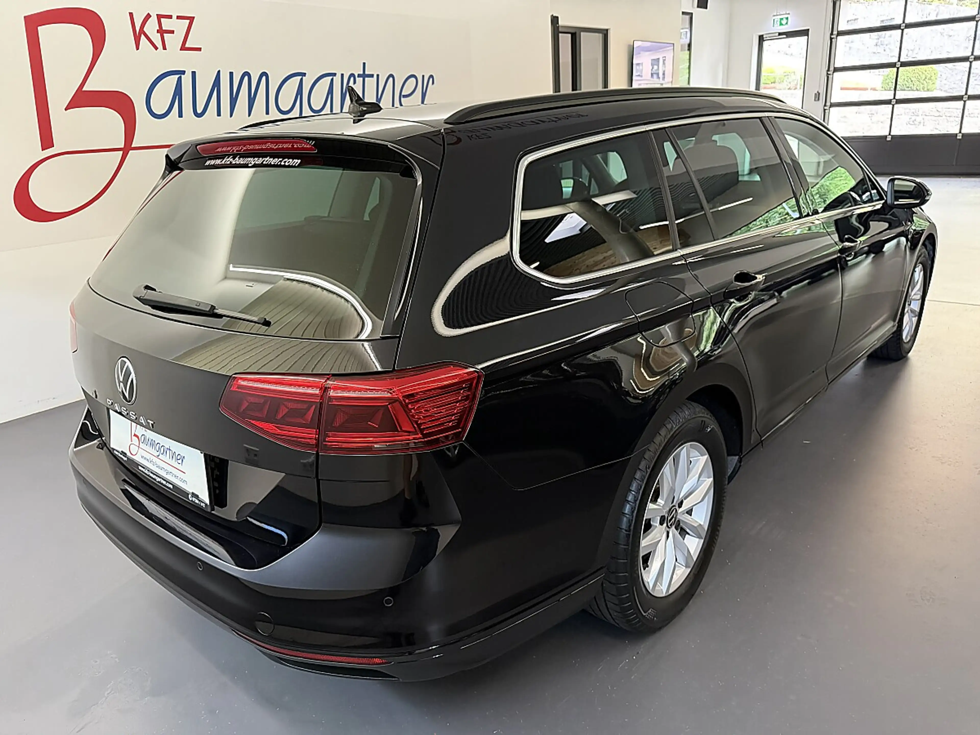 Volkswagen Passat Variant 2,0TDI DSG *Matrix LED*NAVI*ACC*Sitzheizung*Get... — photo 4