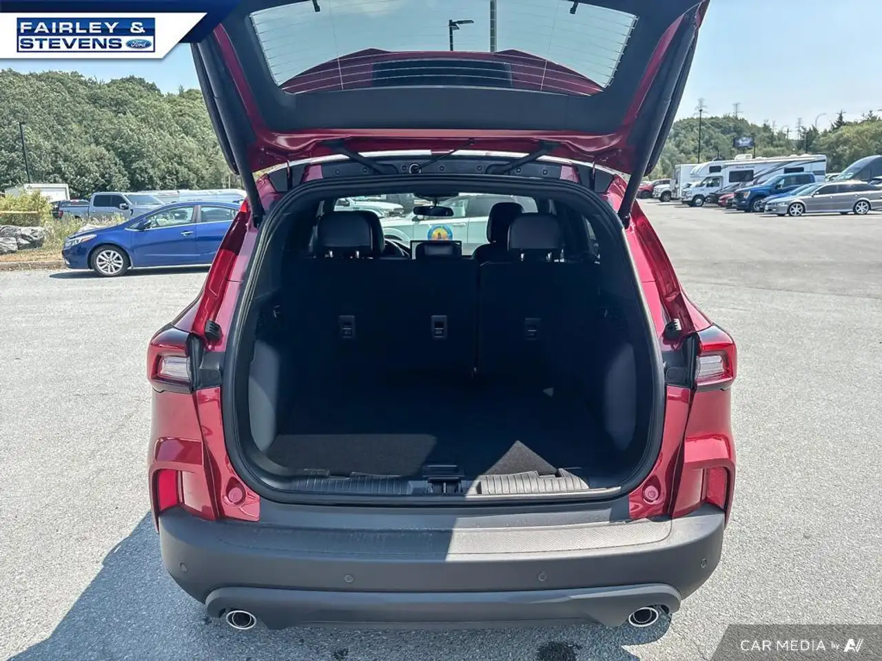 Ford Escape снимка Ford Escape