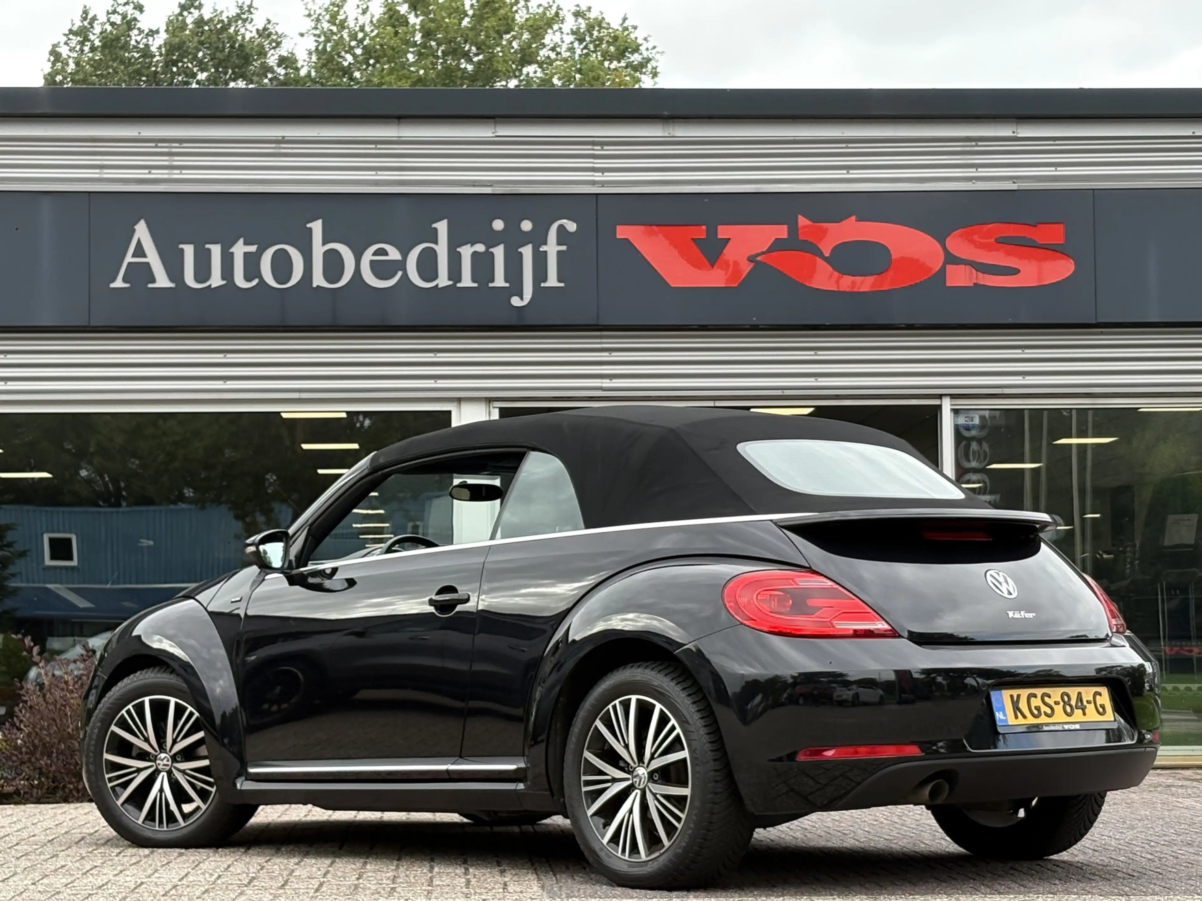 Volkswagen Beetle Cabriolet 1.2 TSI Exclusive Series | Camera | Navi — photo 5