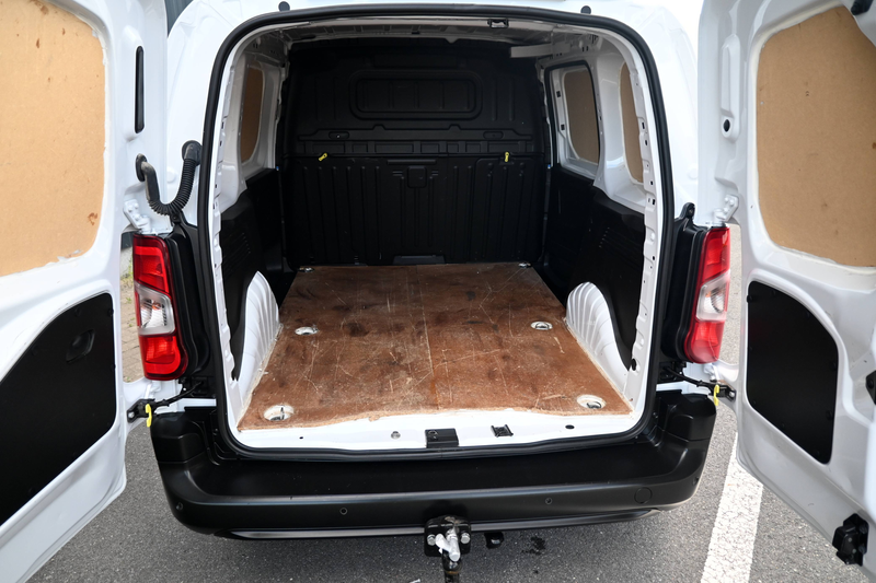 Peugeot Partner 1.2 PureTech L1 Light Premium S/S(EU6.3) — photo 15