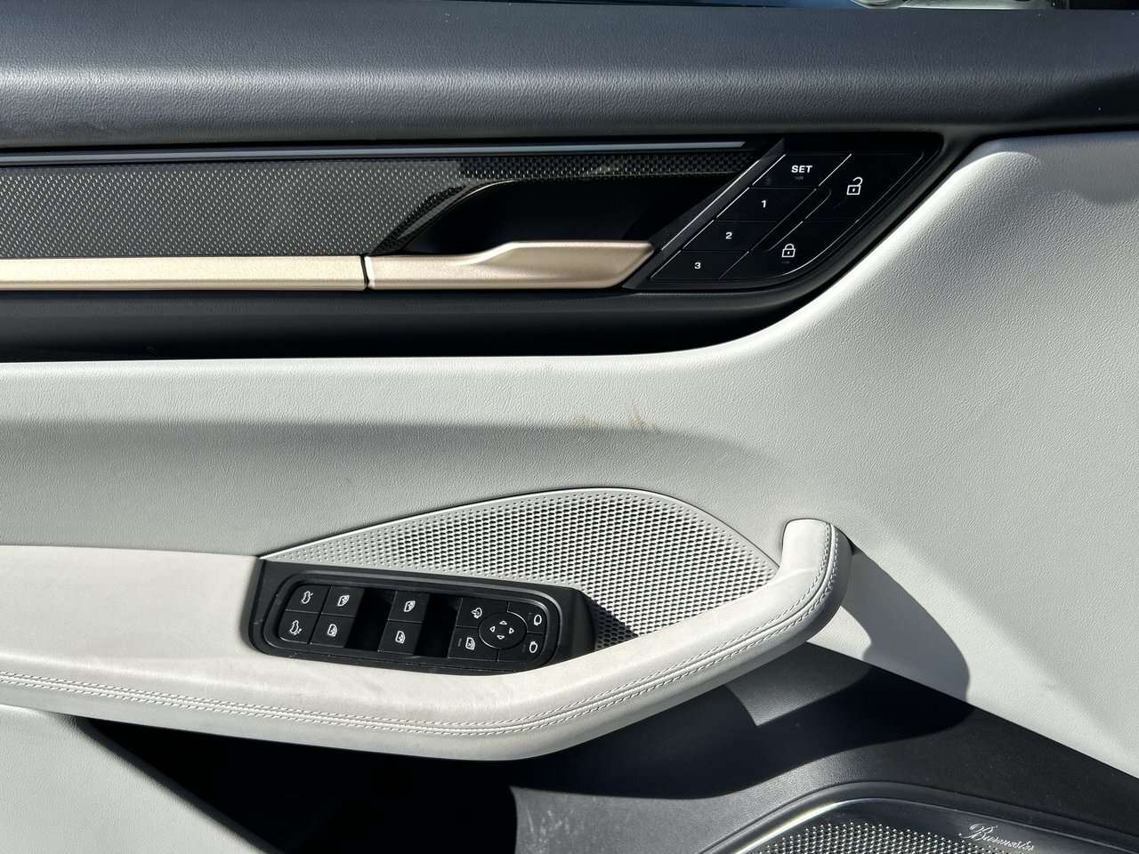 2024 Porsche Macan Electric Turbo ** Loaded, Turbo EV ** / thumb 21