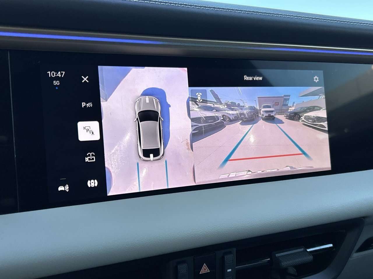 2024 Porsche Macan Electric Turbo ** Loaded, Turbo EV ** / thumb 25
