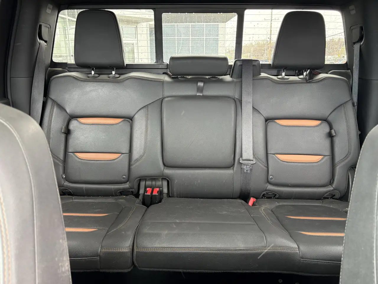 GMC Sierra 3500HD снимка GMC Sierra 3500HD