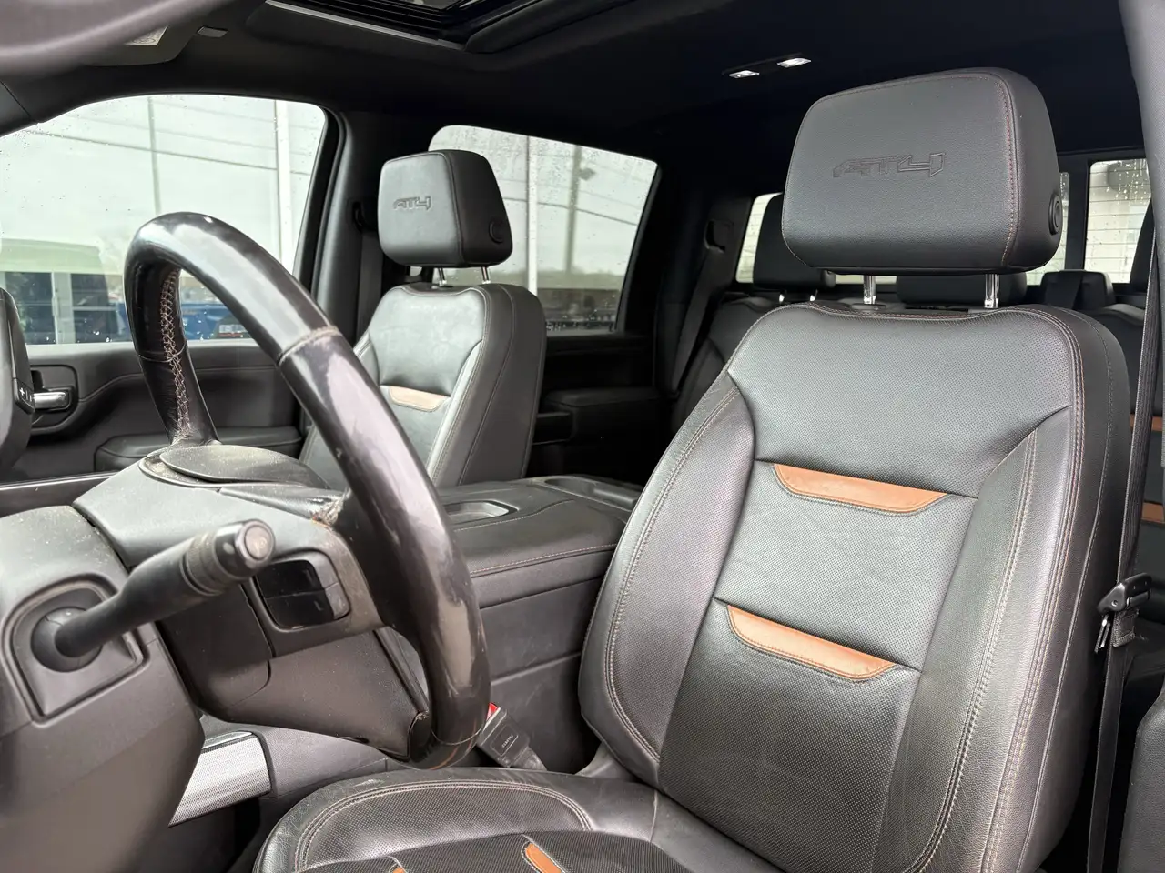 GMC Sierra 3500HD снимка GMC Sierra 3500HD