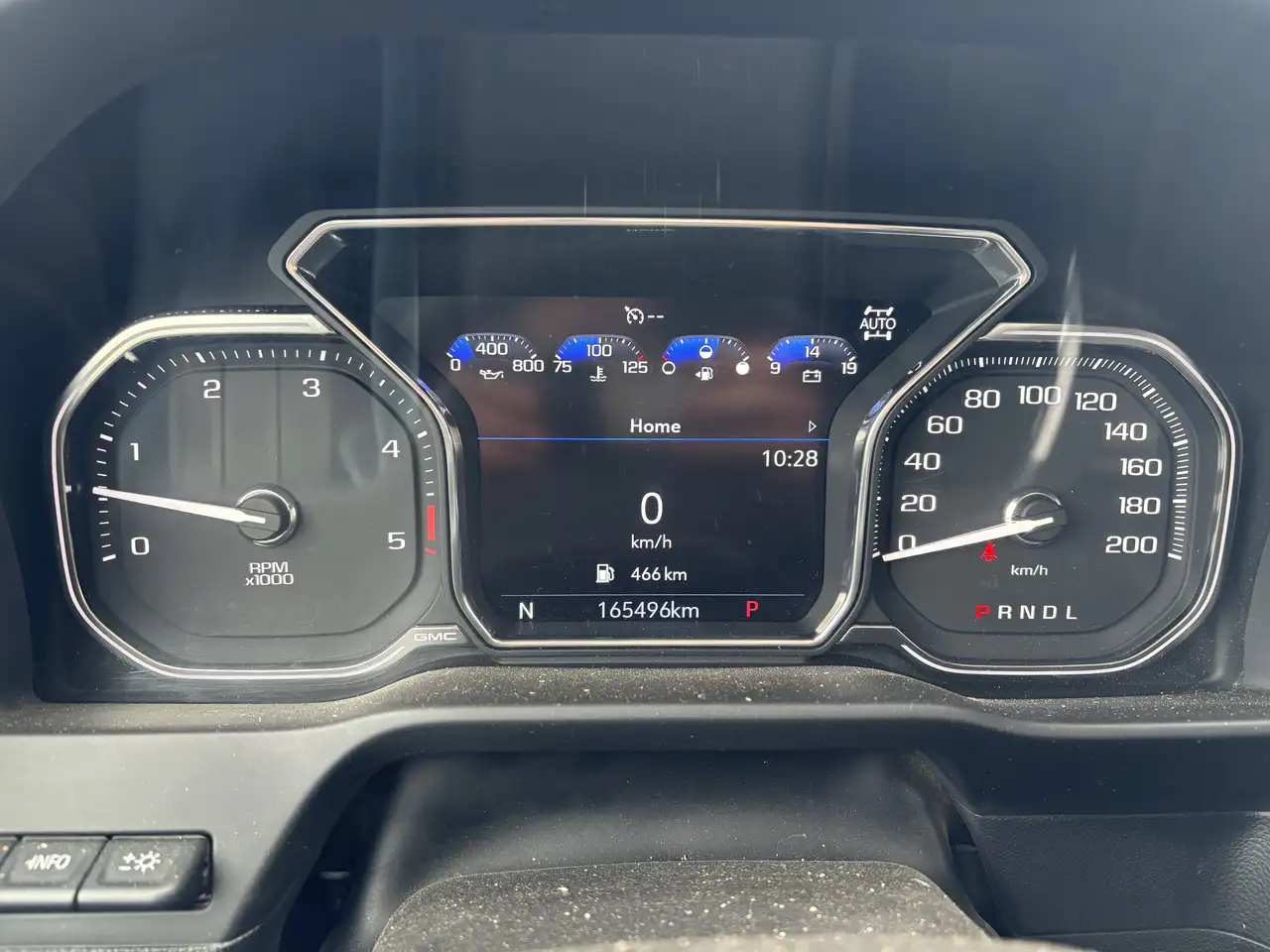 GMC Sierra 3500HD снимка GMC Sierra 3500HD