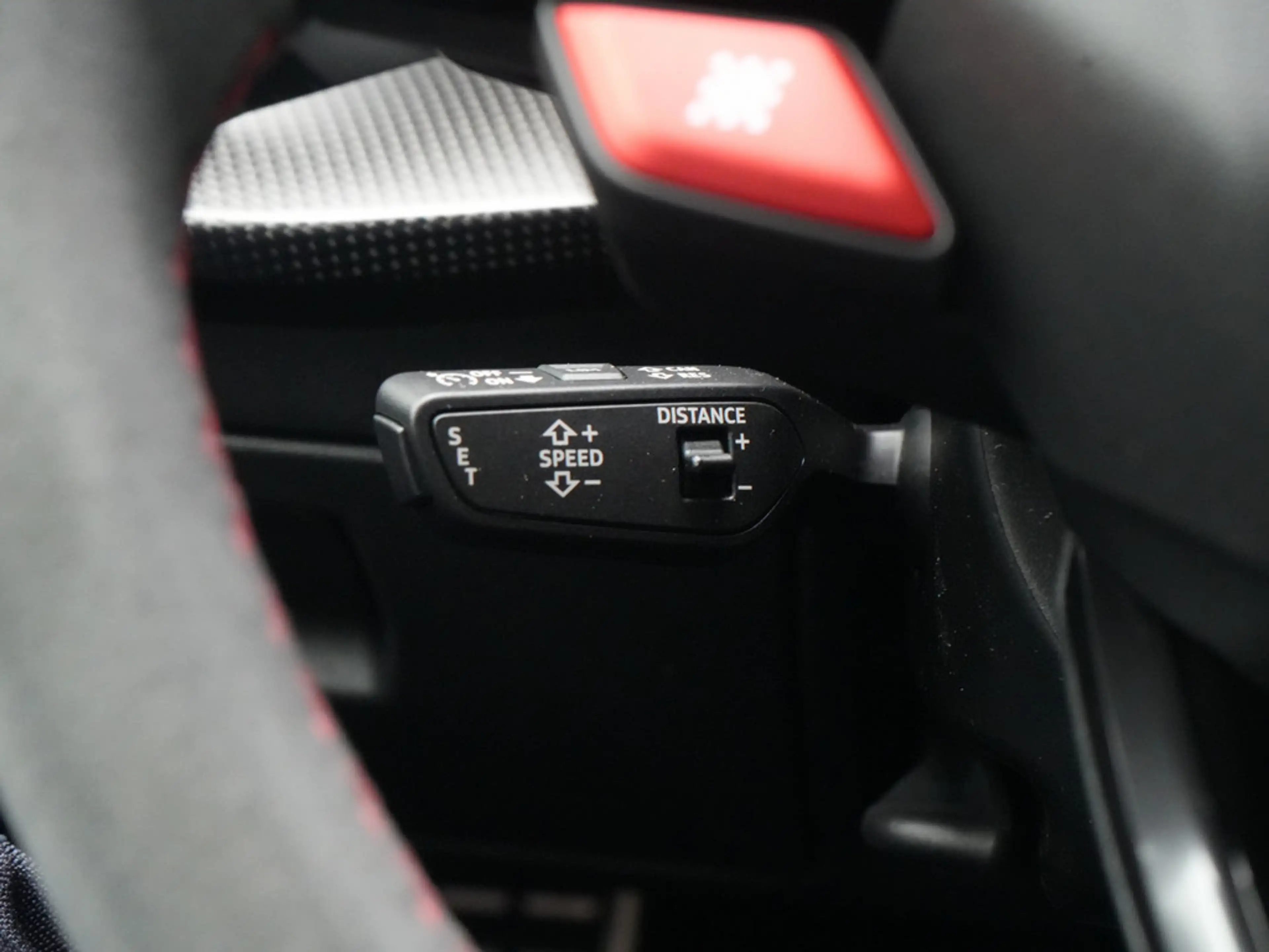 Audi RS3 — photo 14