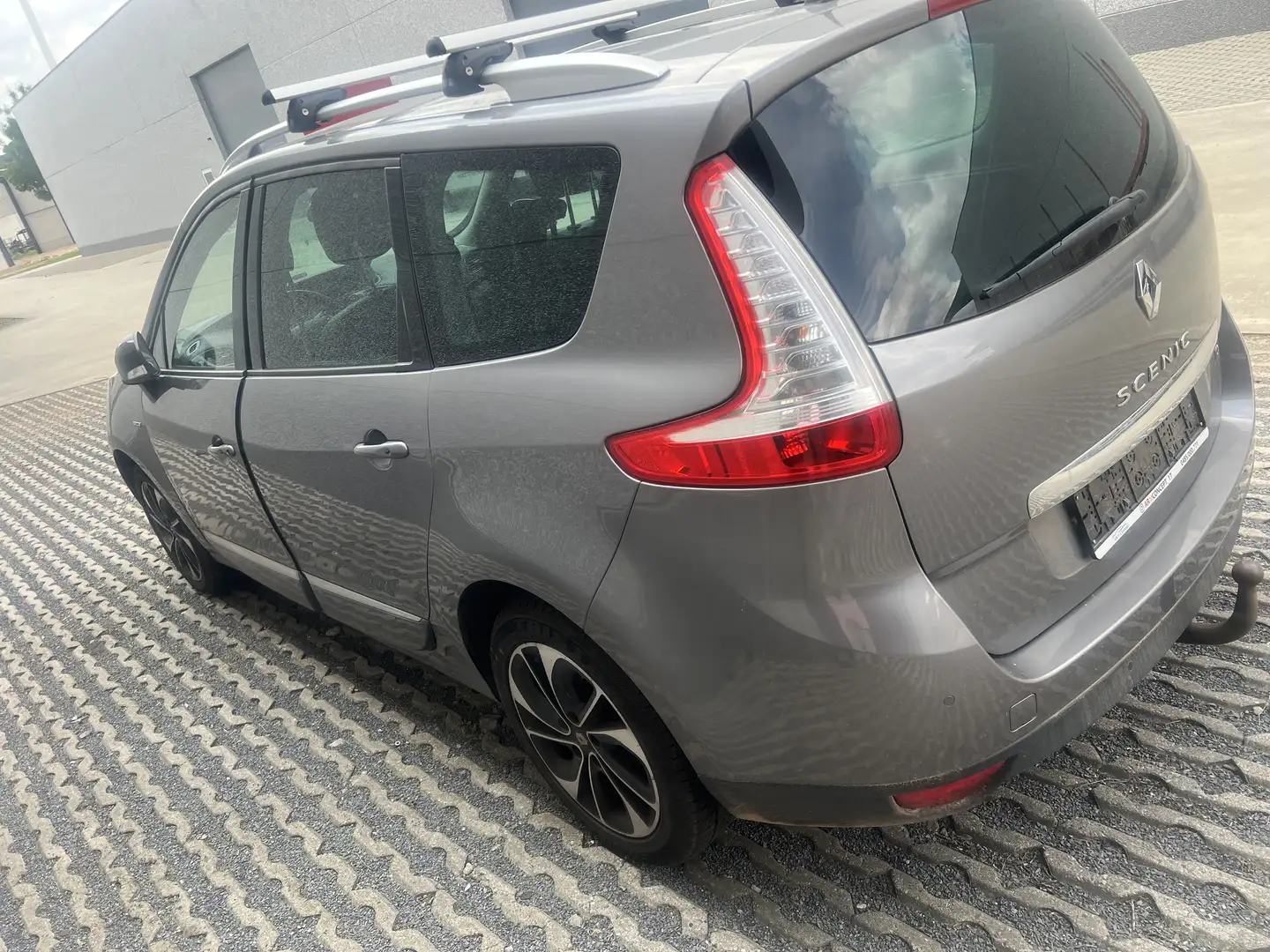 Renault Scenic 1.2 TCe Energy Bose Edition 7 place faible conso - 2