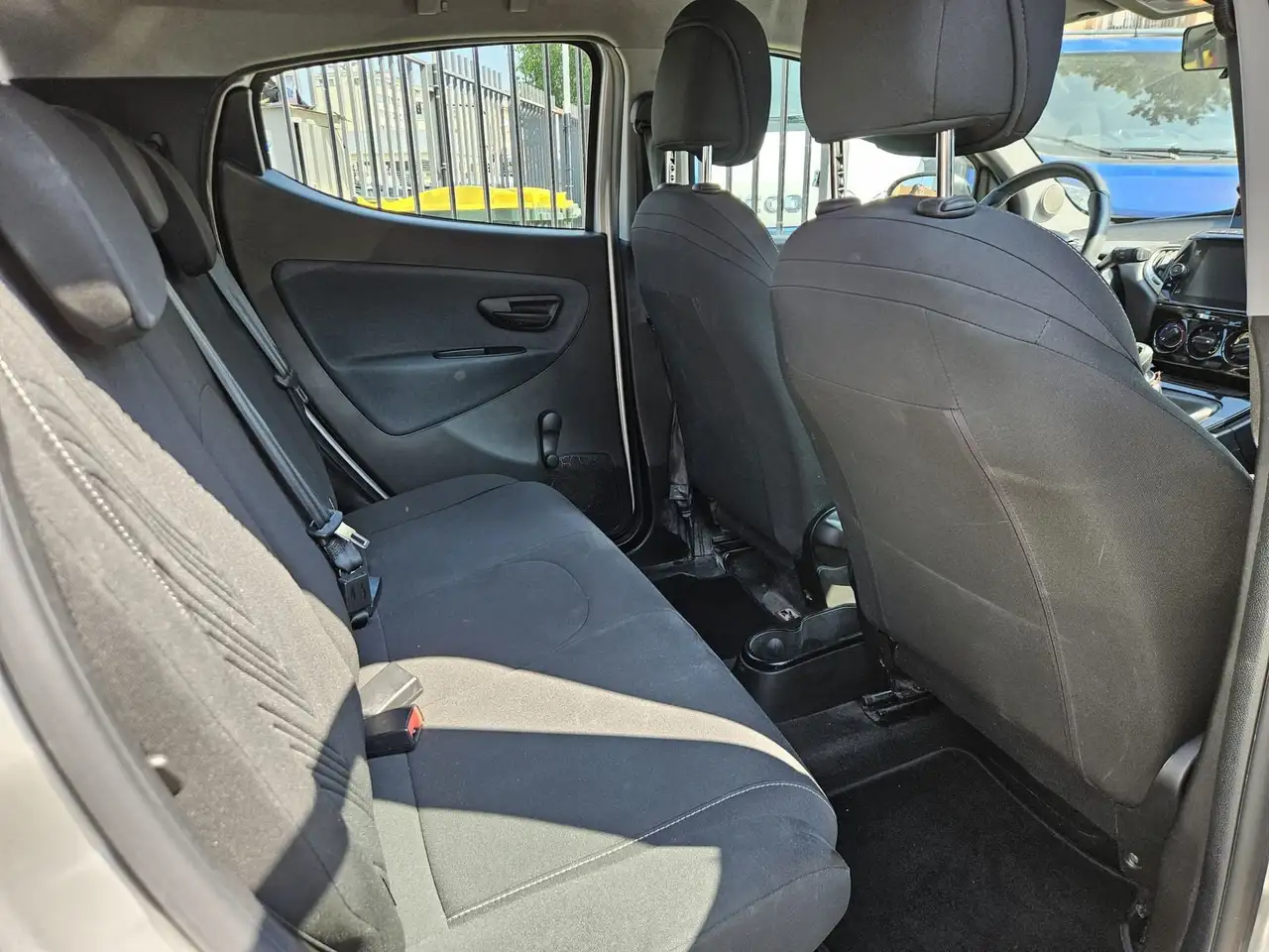 Lancia Ypsilon 2021 — фото 13